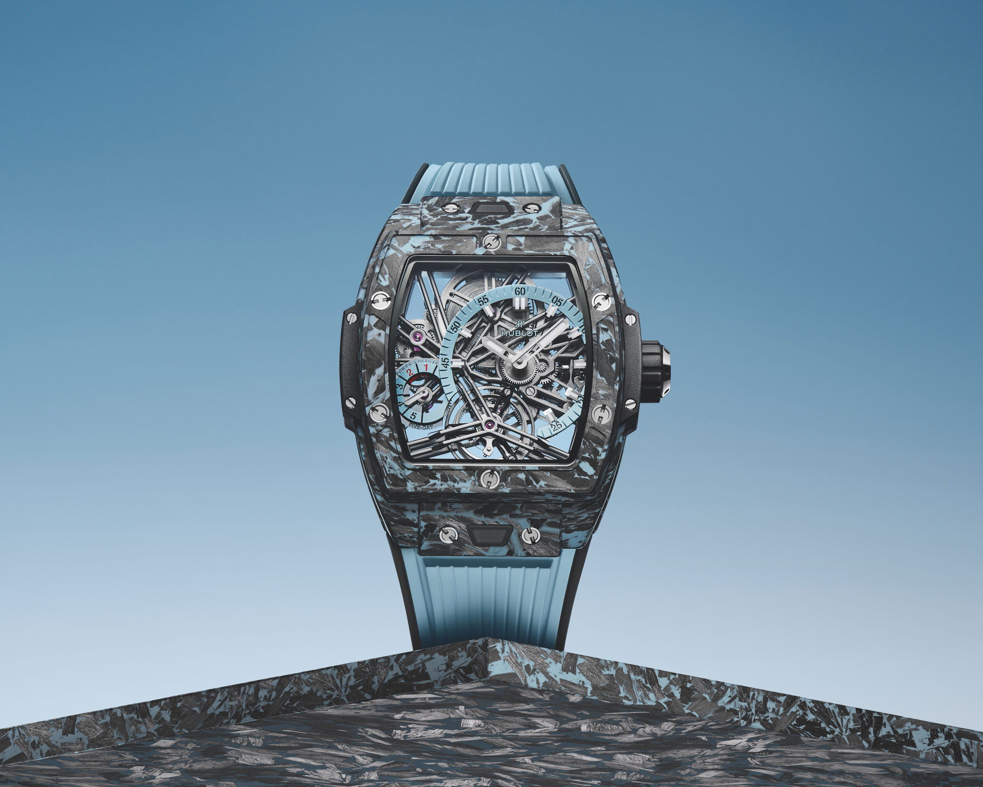 IMG_9081 Hublot Spirit of Big Bang 5-Day Power Reserve Carbon Sky Blue 645.QL.5117.RX Replica 5