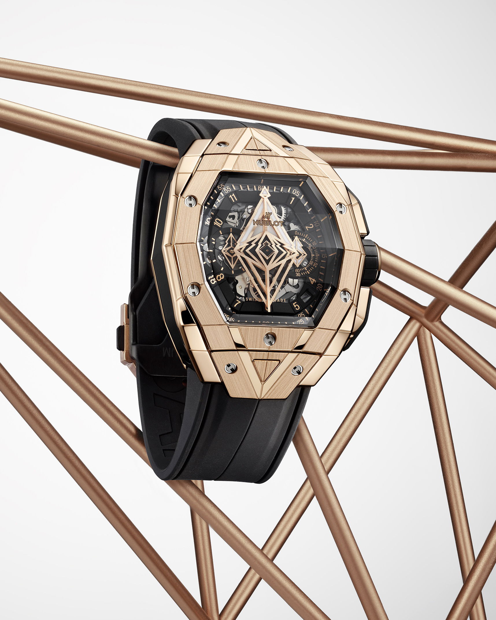 IMG_9081 Hublot Spirit of Big Bang Sang Bleu King Gold 648.OX.0108.RX.MXM23 Replica 5