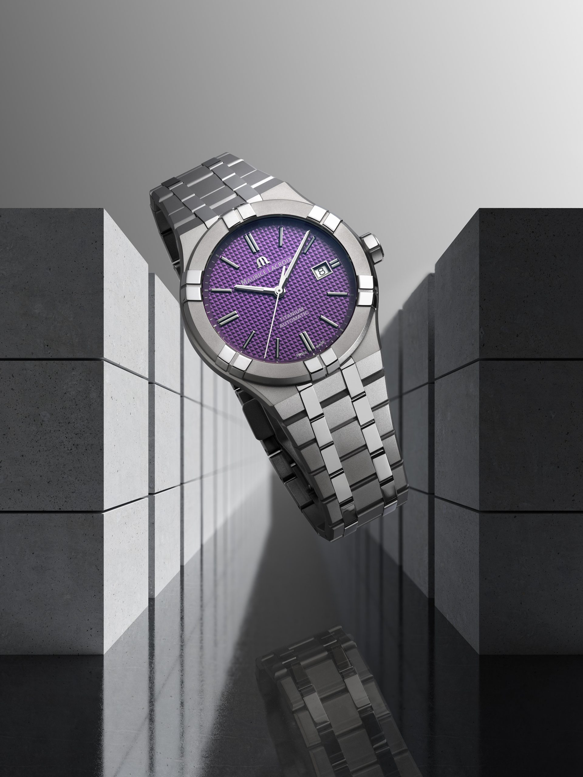 IMG_9081 Maurice Lacroix Aikon Automatic Titanium 42 AI6008-TT032-230-1 Replica 5