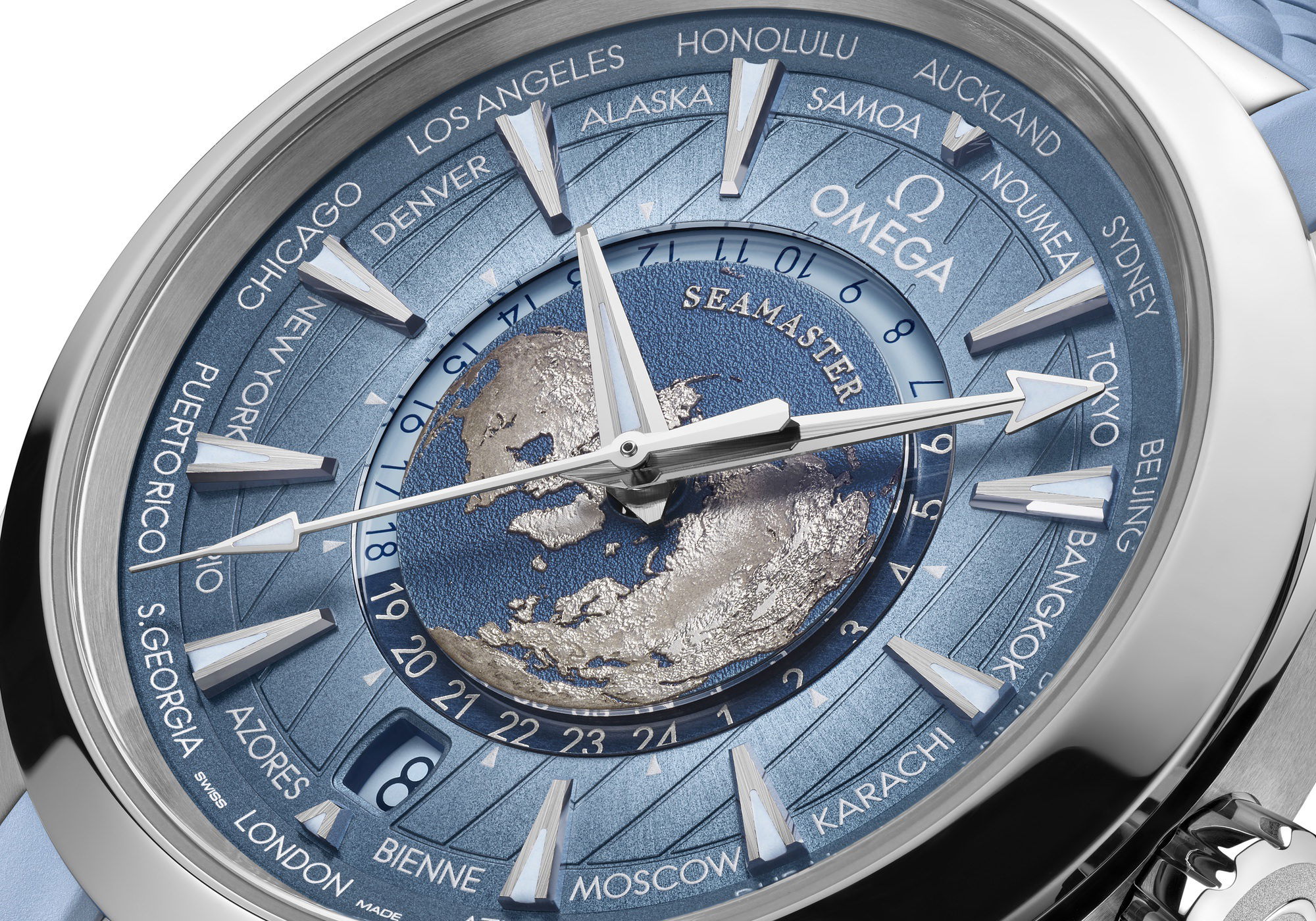 IMG_9081 Omega Seamaster Aqua Terra 150M Co-Axial Master Chronometer GMT Worldtimer Summer Blue 220.12.43.22.03.002 Replica 5