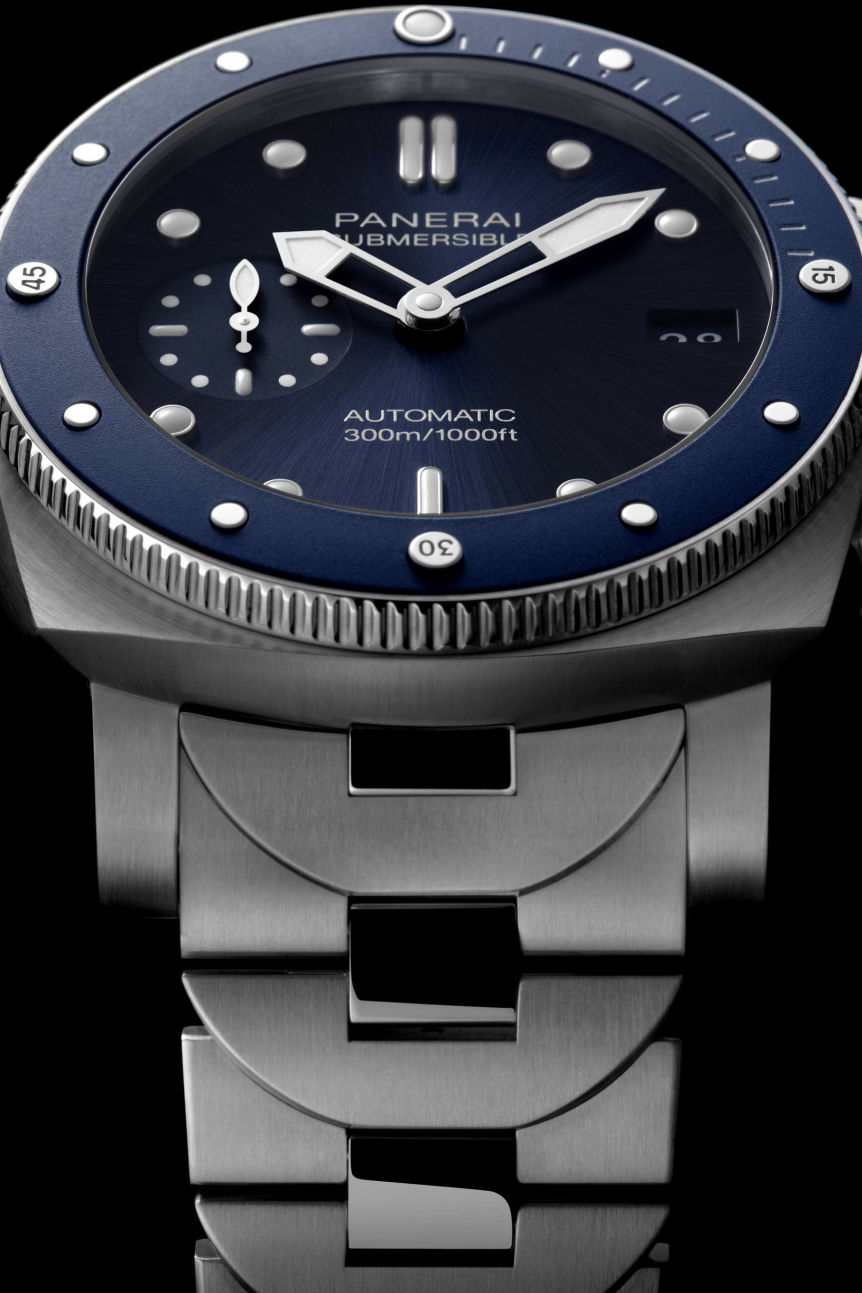 Panerai Submersible Blu Notte PAM01068 Replica 5