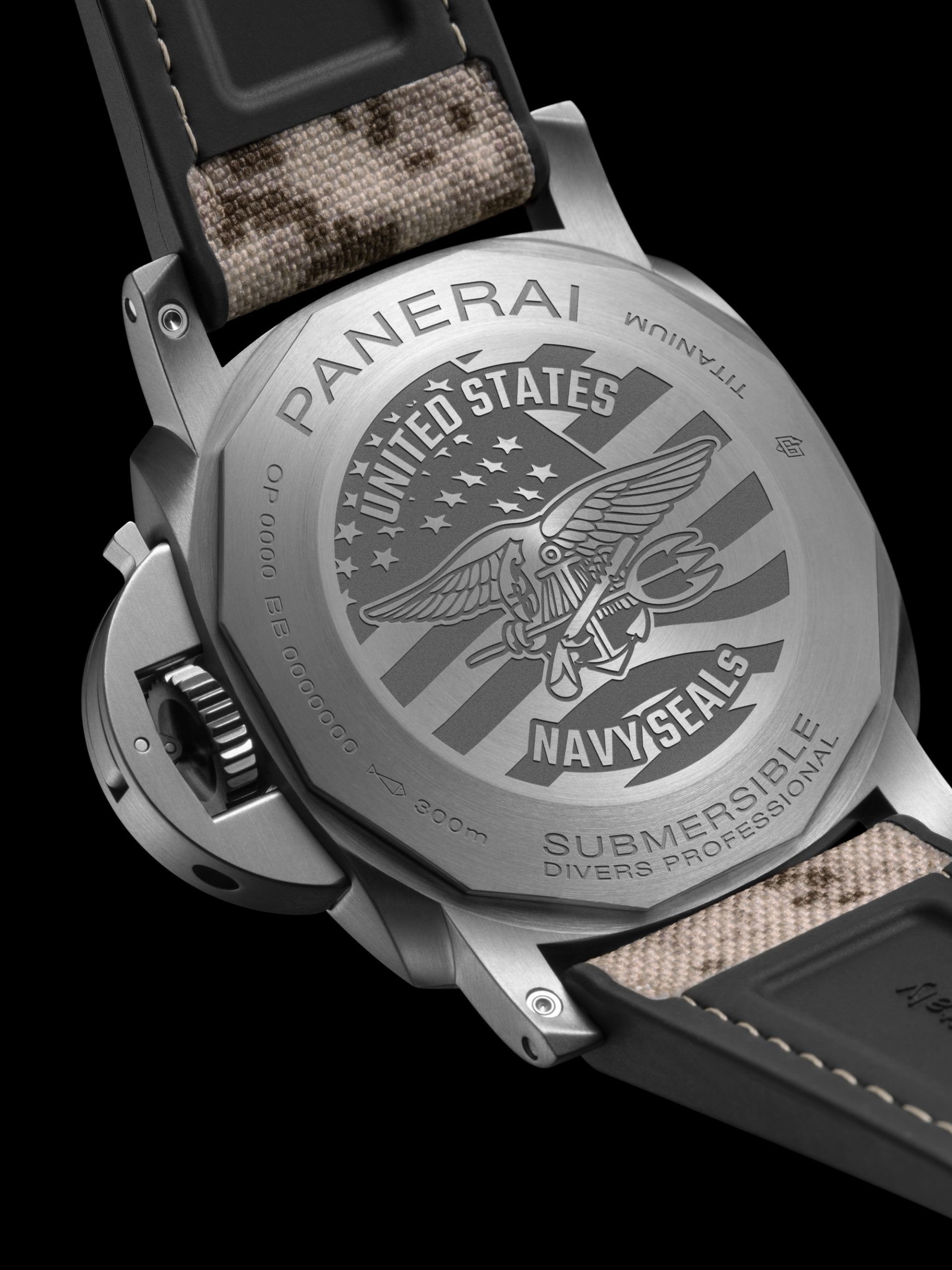 Panerai Submersible Navy SEALs Titanio PAM01669 Replica 5