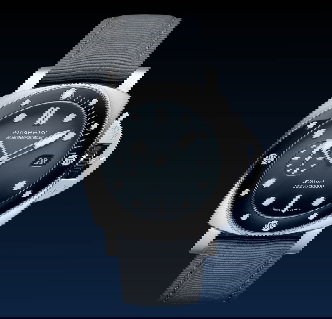 Panerai Submersible QuarantaQuattro eSteel Grigio Roccia PAM01288 Replica 5