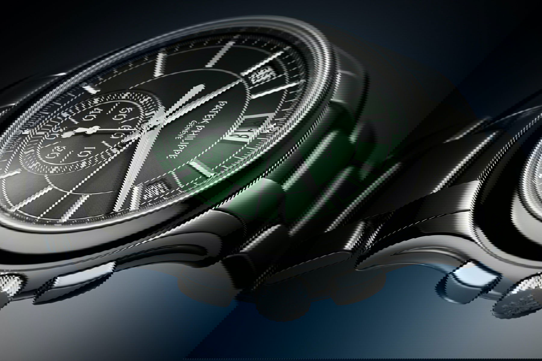 Patek Philippe Complications Flyback Chronograph, Annual Calendar 5905/1A-001 Replica 5