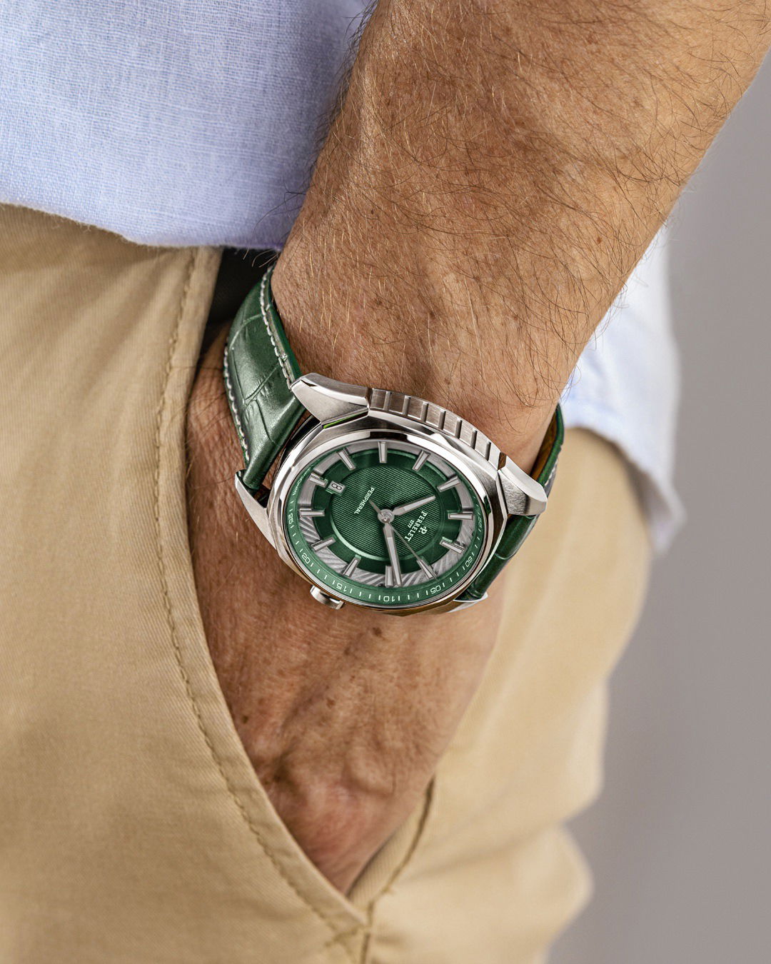 Perrelet LAB Peripheral 3-Hands Emerald Green A1100/5 Replica 5