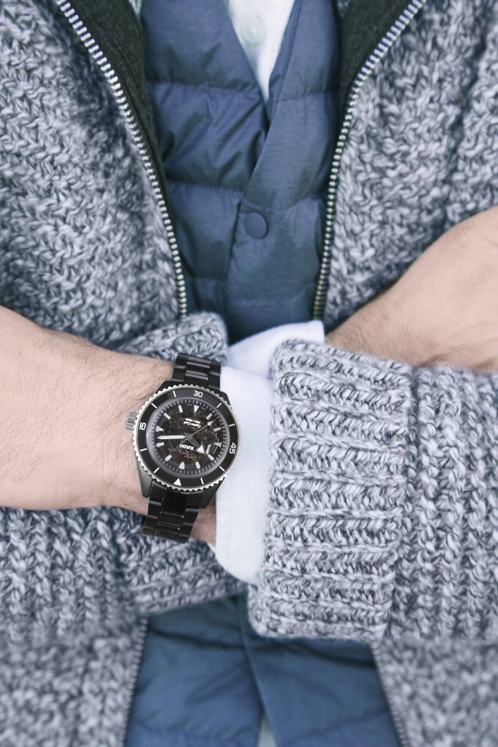 Rado Captain Cook High-Tech Ceramic R32127152 Replica 5