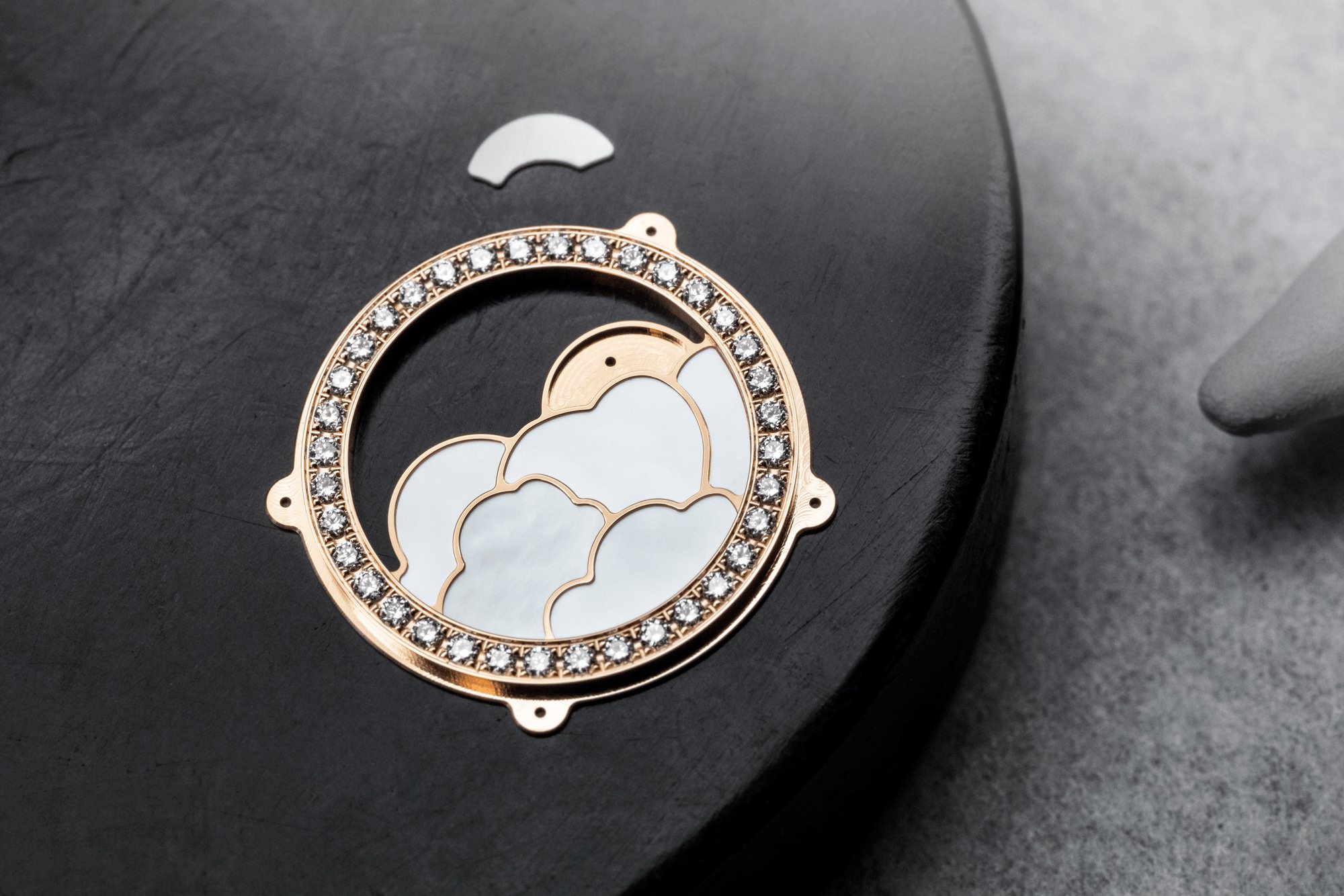 IMG_9081 Vacheron Constantin egerie Moon Phase 8005F/120R-H002 Replica 5