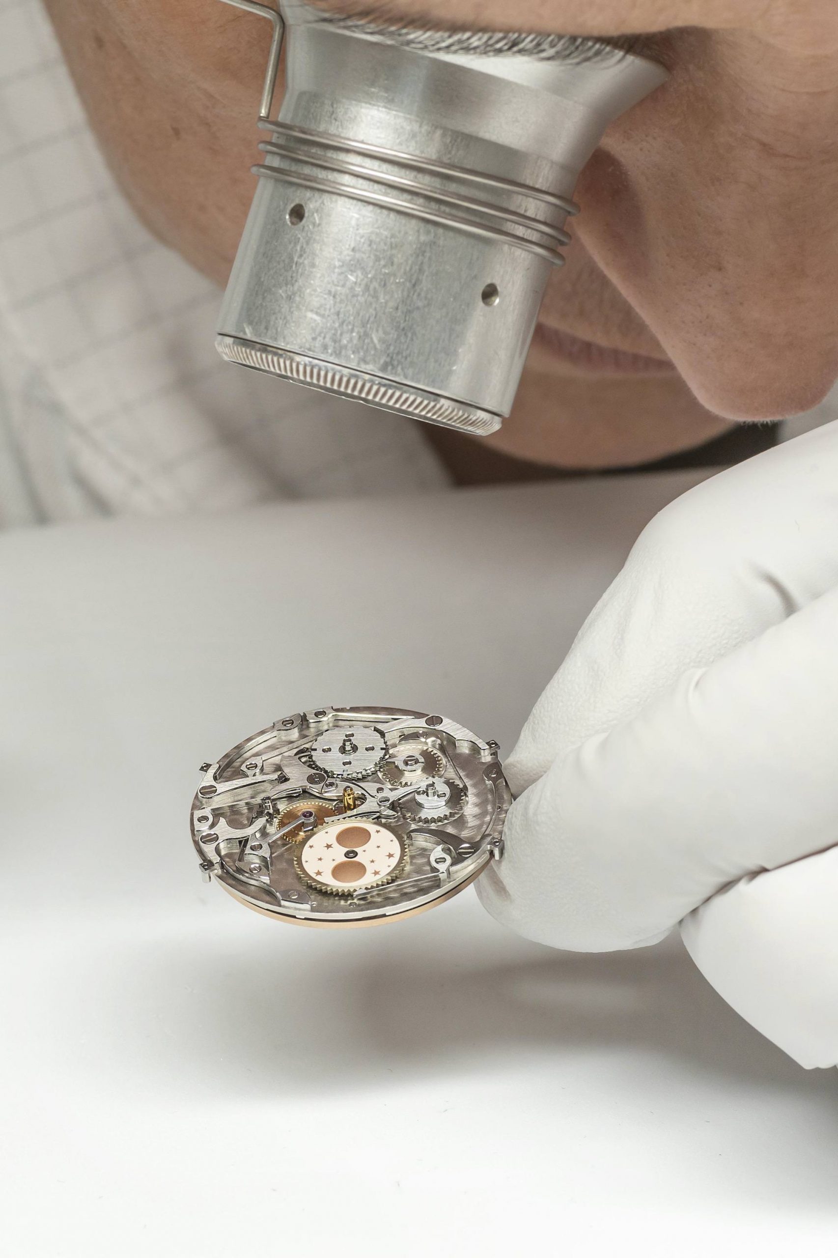 Vacheron Constantin Traditonnelle Perpetual Calendar Ultra-Thin 4305T/000R-B947 Replica 5