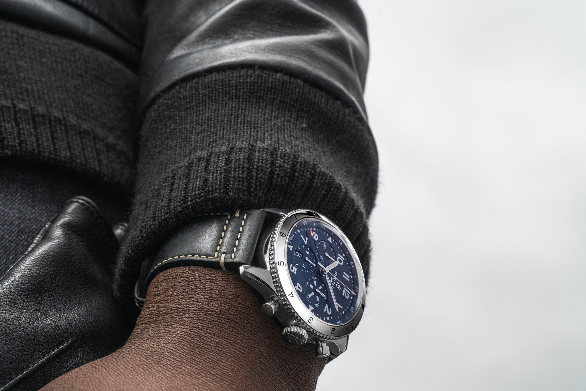 IMG_9081 Breitling Super AVI B04 Chronograph GMT 46 Tribute to Vought F4U Corsair AB04451A1C1X1 Replica 6