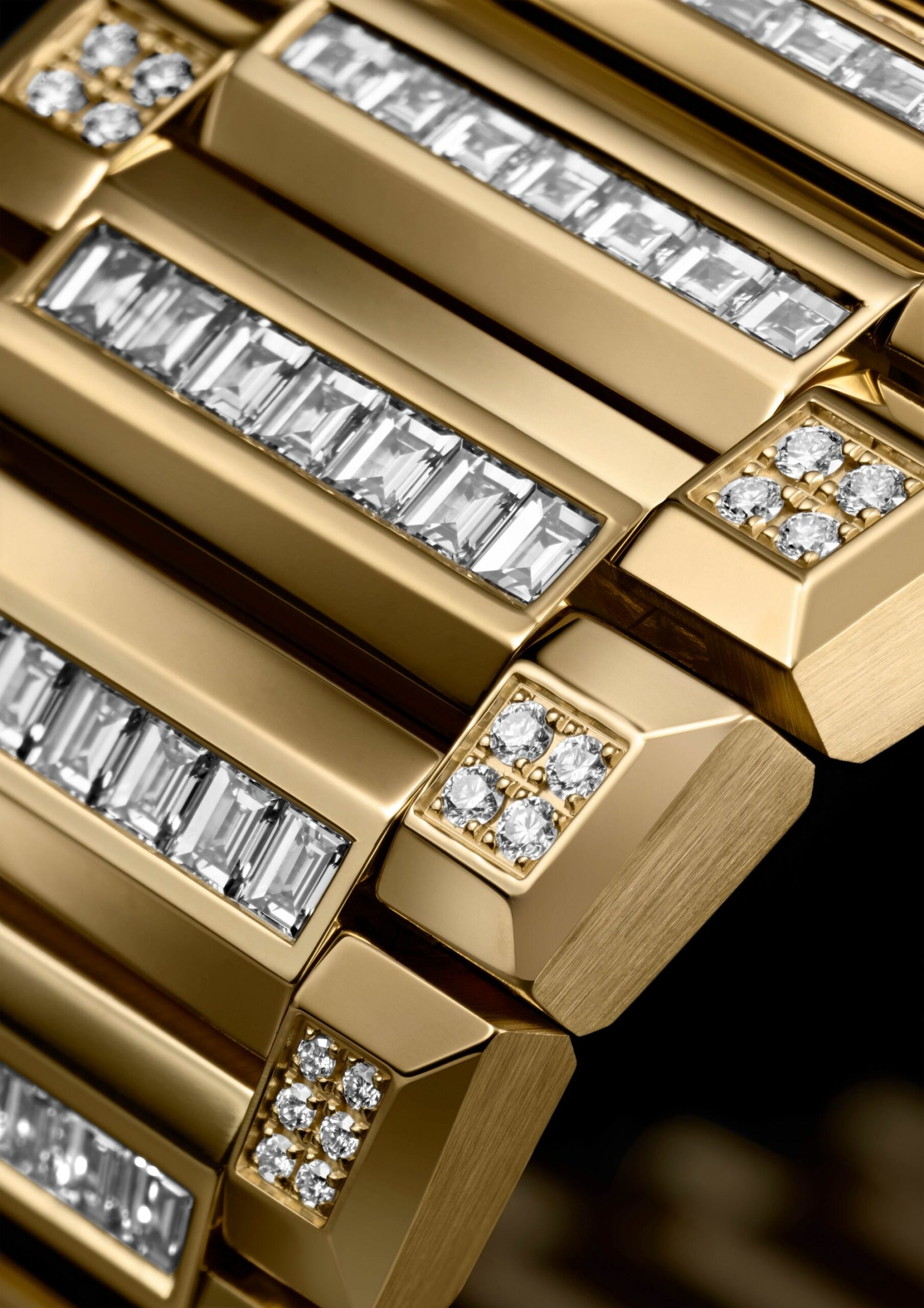 IMG_9081 Hublot Big Bang Integrated Time Only Yellow Gold Jewellery 456.VX.0130.VX.9804 Replica 6