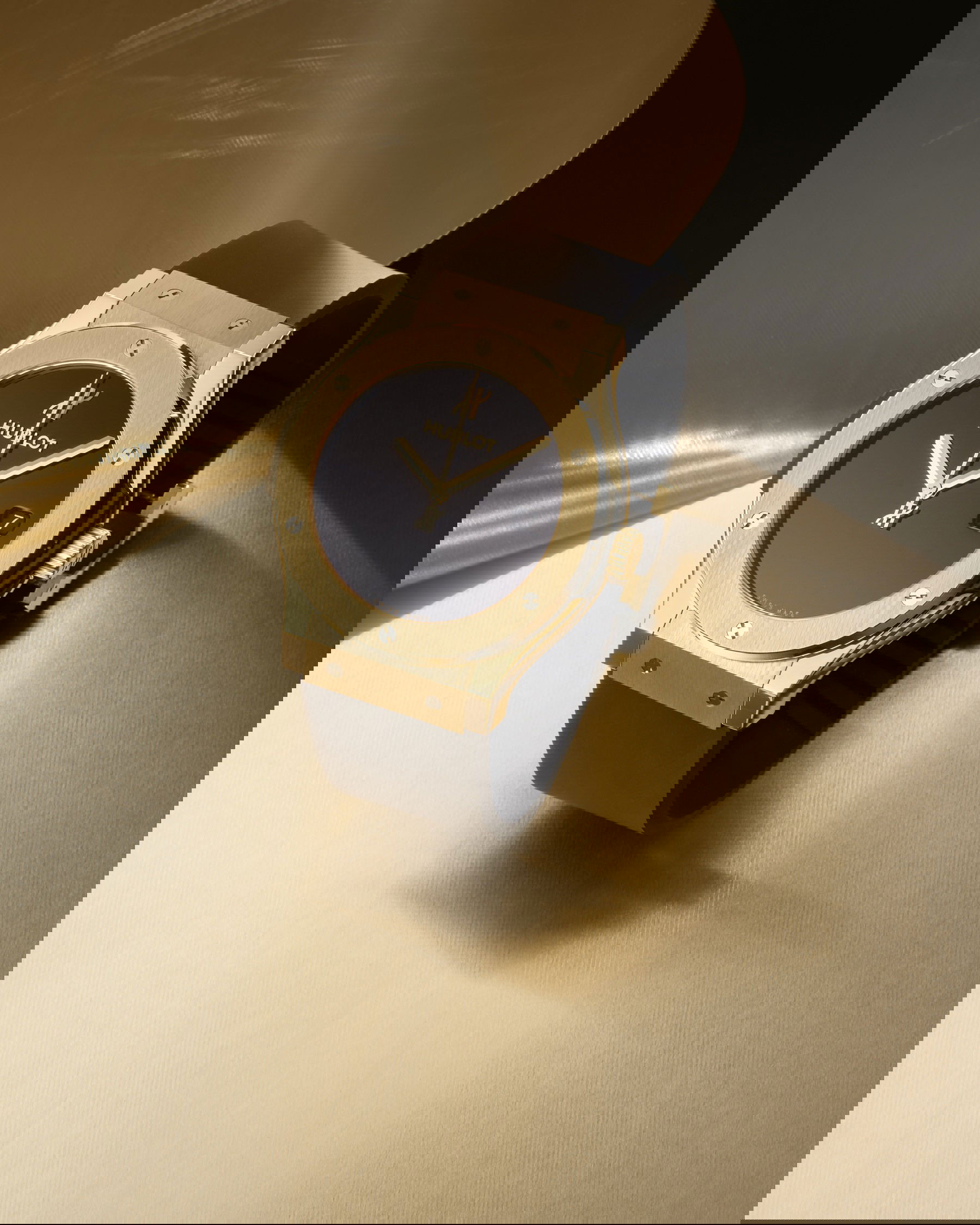 Hublot Classic Fusion 40 years anniversary 511.VX.1280.RX.MDM40 Replica 6