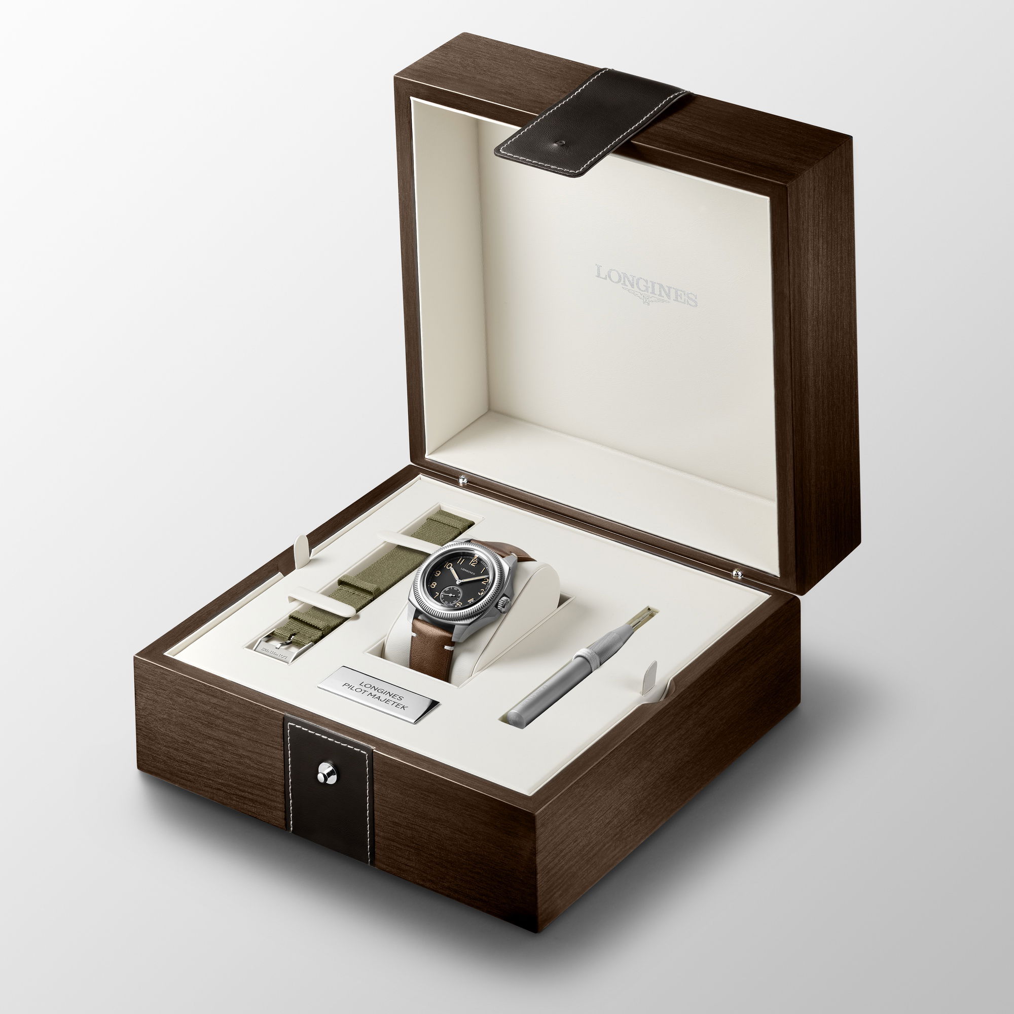 Longines Pilot Majetek L2.838.4.53.0 Replica 6