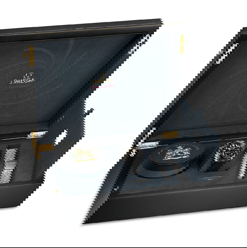 IMG_9081 Omega Seamaster Diver 300M Co-Axial Master Chronometer 42 mm “James Bond” Limited Edition 210.22.42.20.01.004 Replica 6