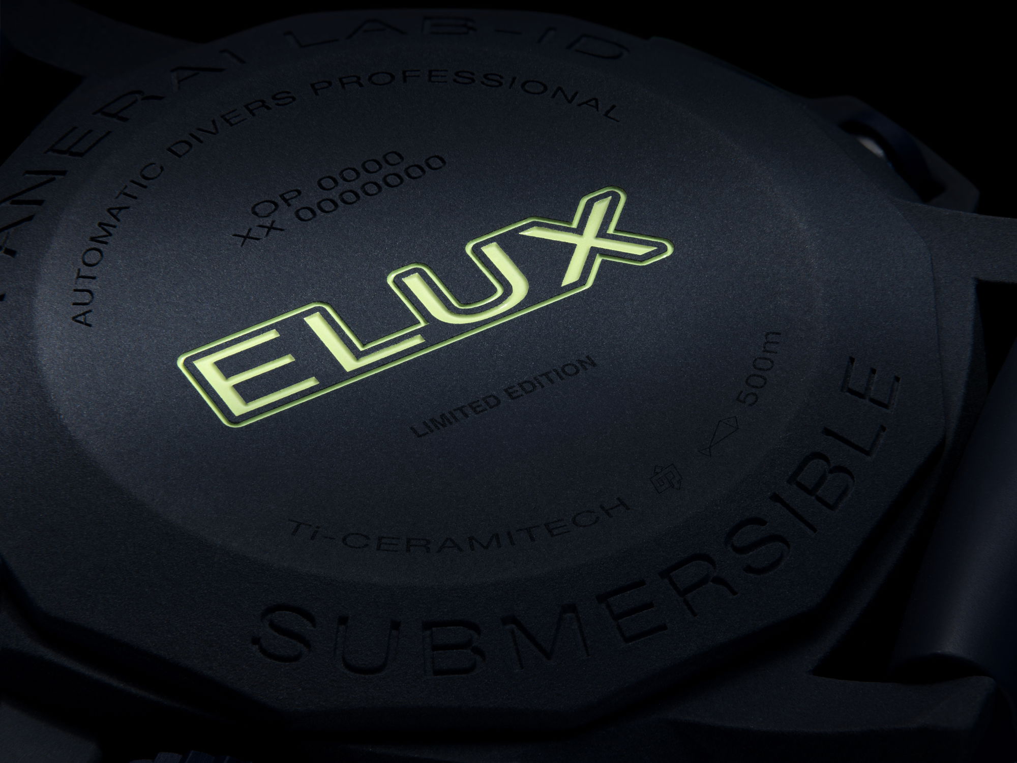 Panerai Submersible Elux LAB-ID PAM01800 Replica 6