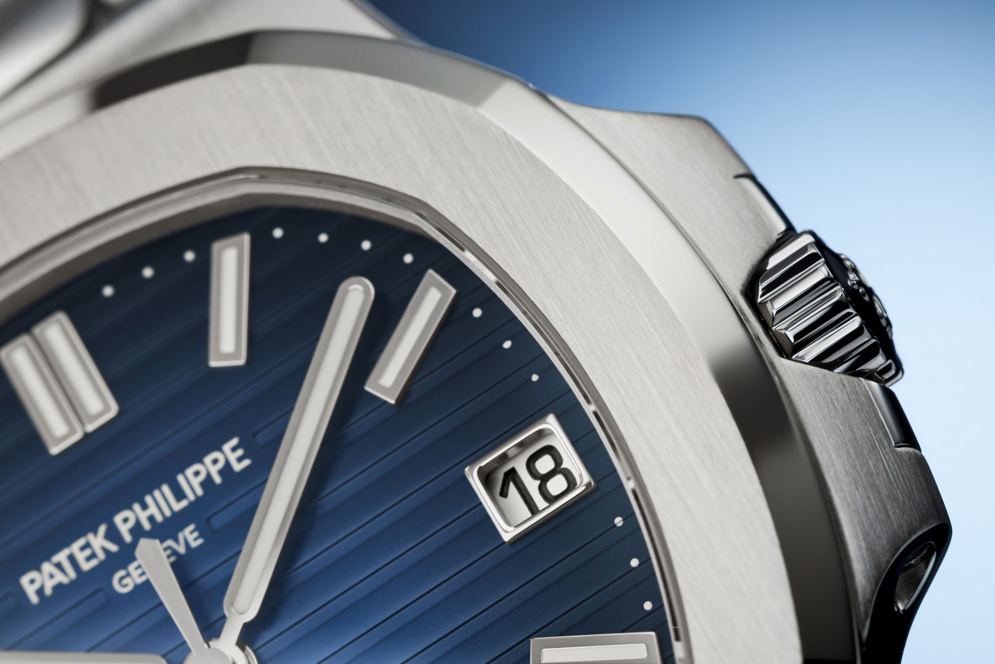 Patek Philippe Nautilus 5811/1G-001 Replica 6