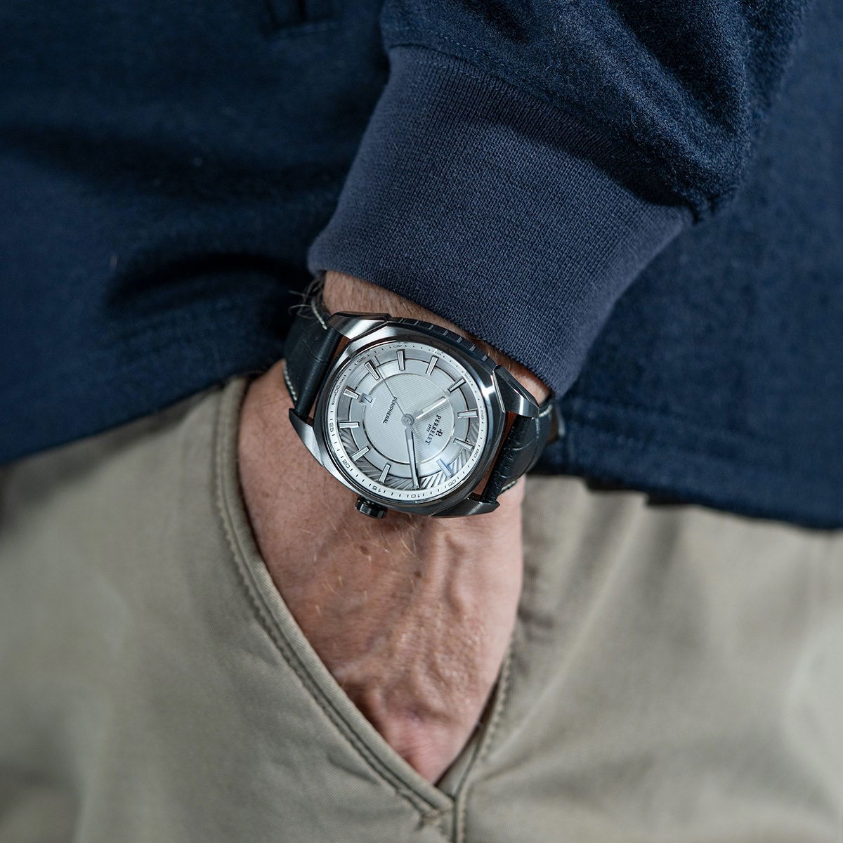 IMG_9081 Perrelet LAB Peripheral 3 Hands & Date A1102/2 Replica 6