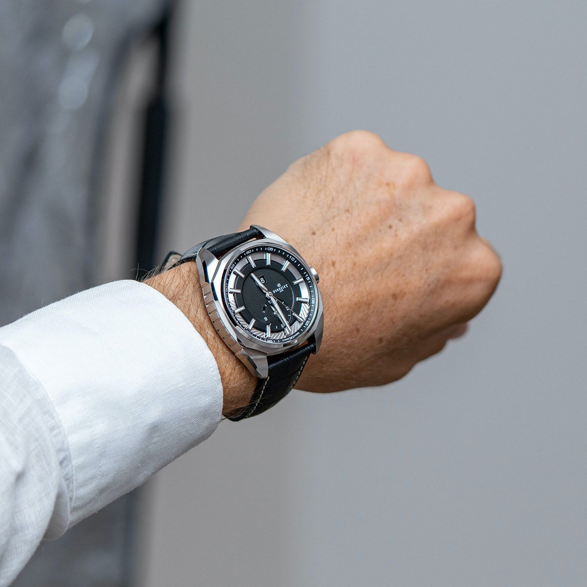 IMG_9081 Perrelet LAB Peripheral Dual Time Big Date Black A1101/3 Replica 6