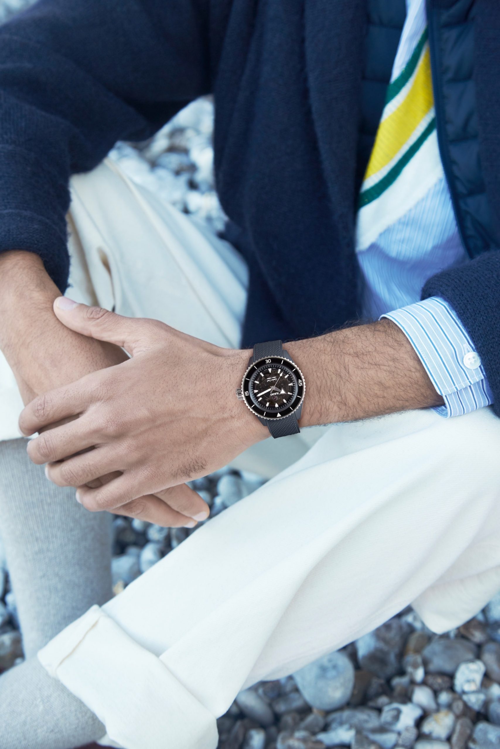 Rado Captain Cook High-Tech Ceramic R32127156 Replica 6