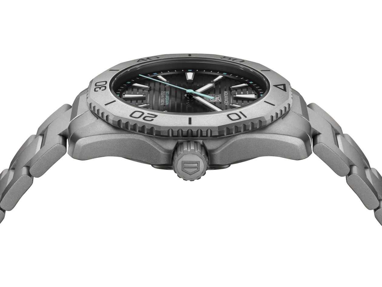 IMG_9081 TAG Heuer Aquaracer Professional 200 Solargraph WBP1180.BF0000 Replica 6