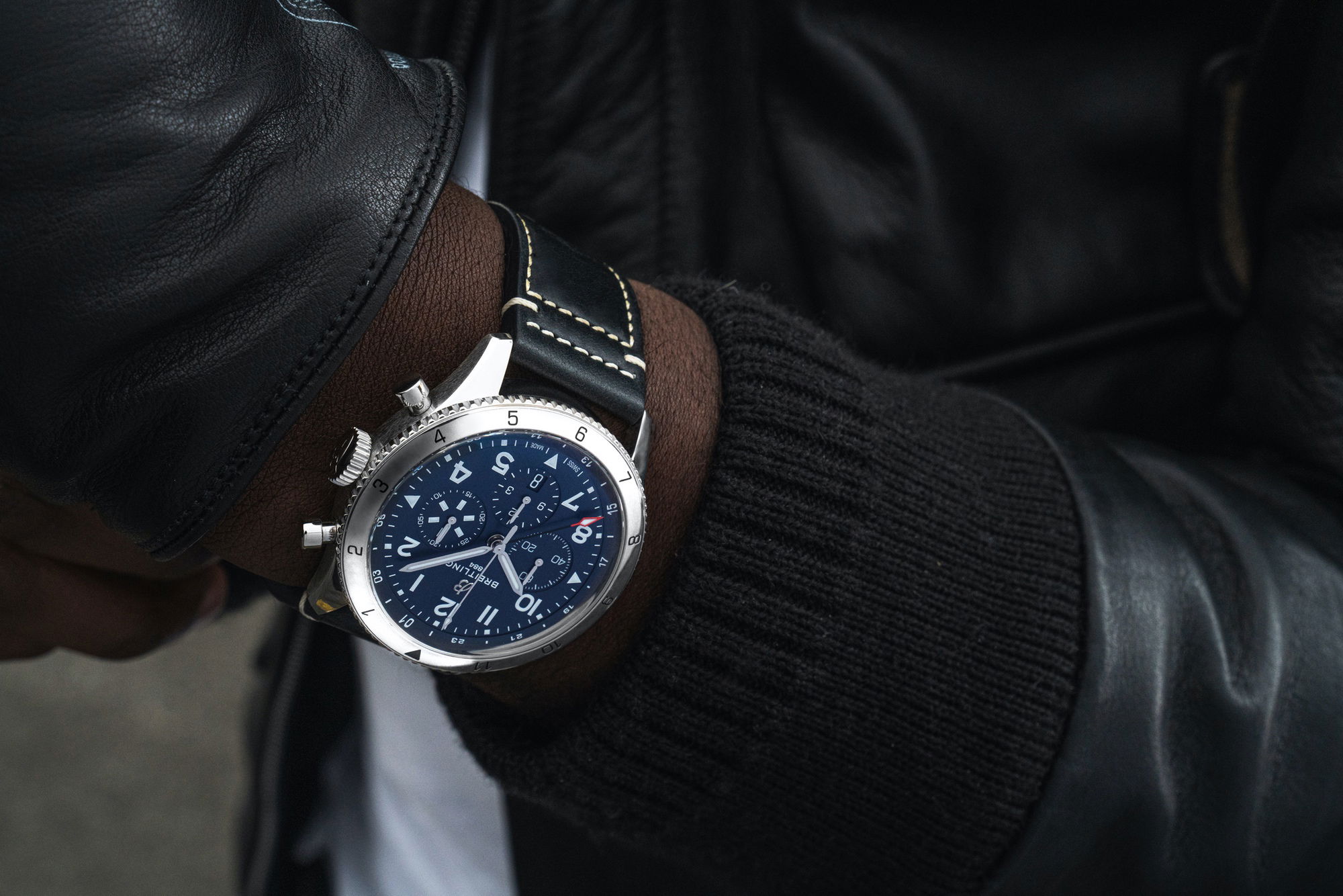 IMG_9081 Breitling Super AVI B04 Chronograph GMT 46 Tribute to Vought F4U Corsair AB04451A1C1X1 Replica 7