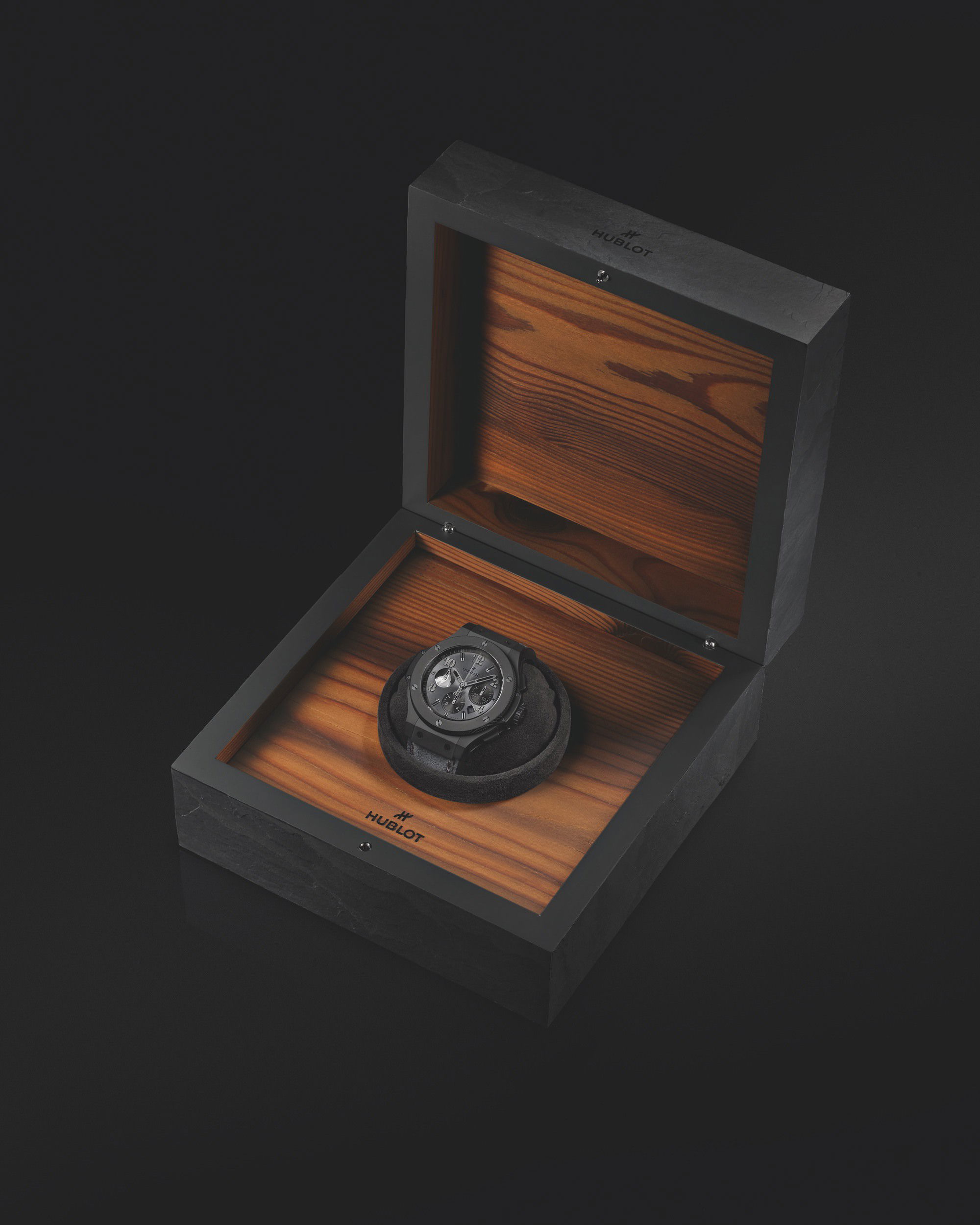 Hublot Big Bang All Black Zermatt 301.CX.7040.VR.ZTT21 Replica 7