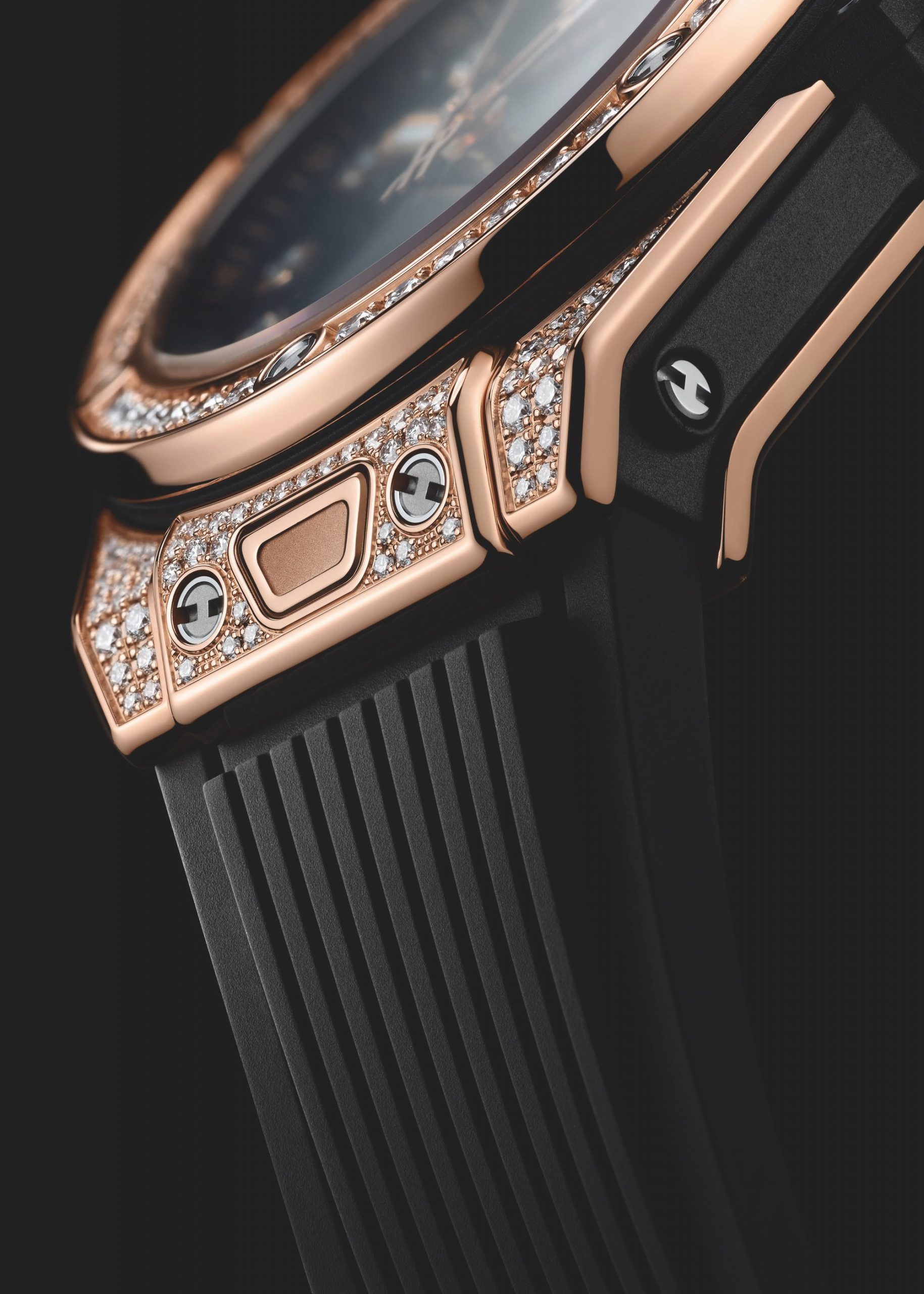 IMG_9081 Hublot Big Bang One Click King Gold Pave 485.OX.1280.RX.1604 Replica 7