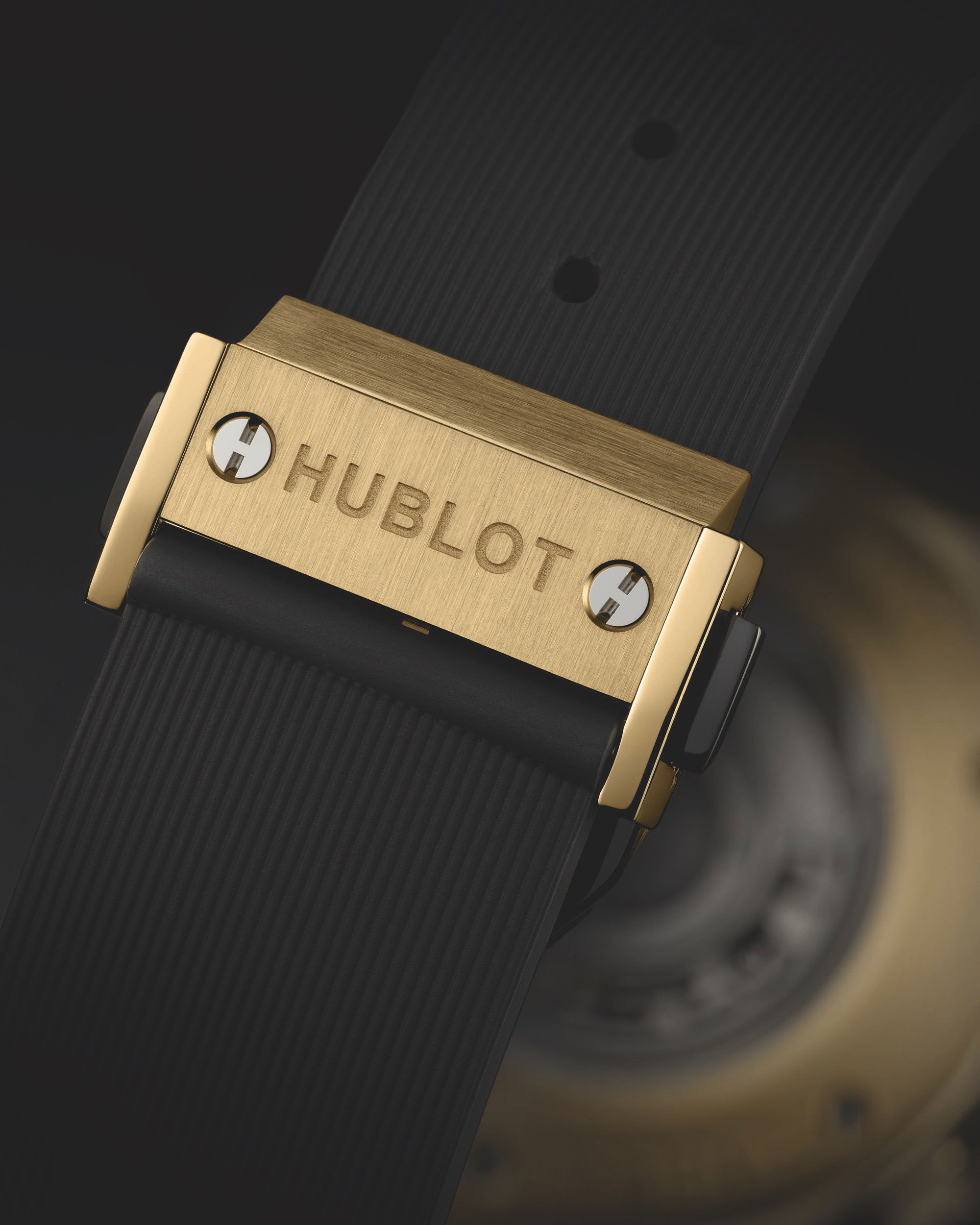 Hublot Classic Fusion Chronograph Yellow Gold 541.VX.1130.RX Replica 7