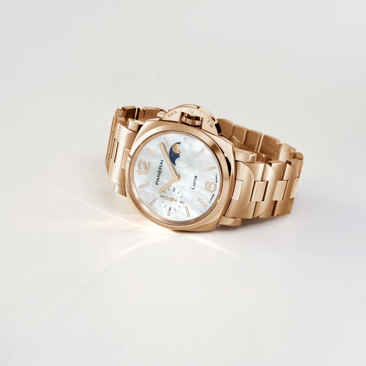 IMG_9081 Panerai Luminor Due Luna TuttoOro PAM01504 Replica 7