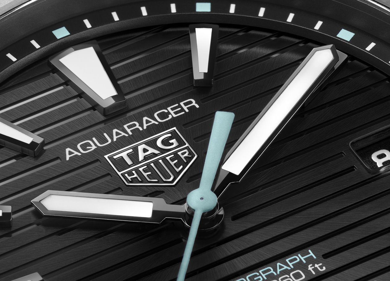 IMG_9081 TAG Heuer Aquaracer Professional 200 Solargraph WBP1180.BF0000 Replica 7