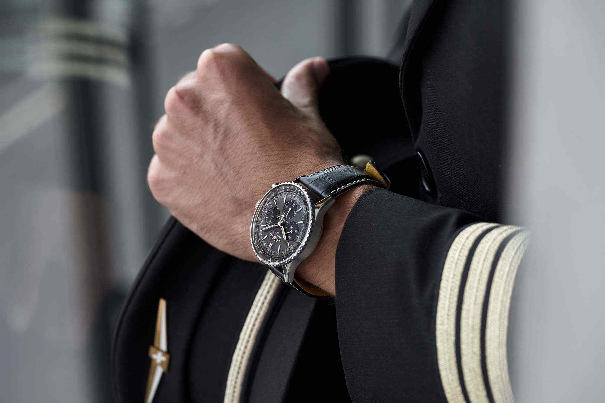 Breitling Navitimer B01 Swiss Limited Edition AB01395A1B1P1 Replica 8