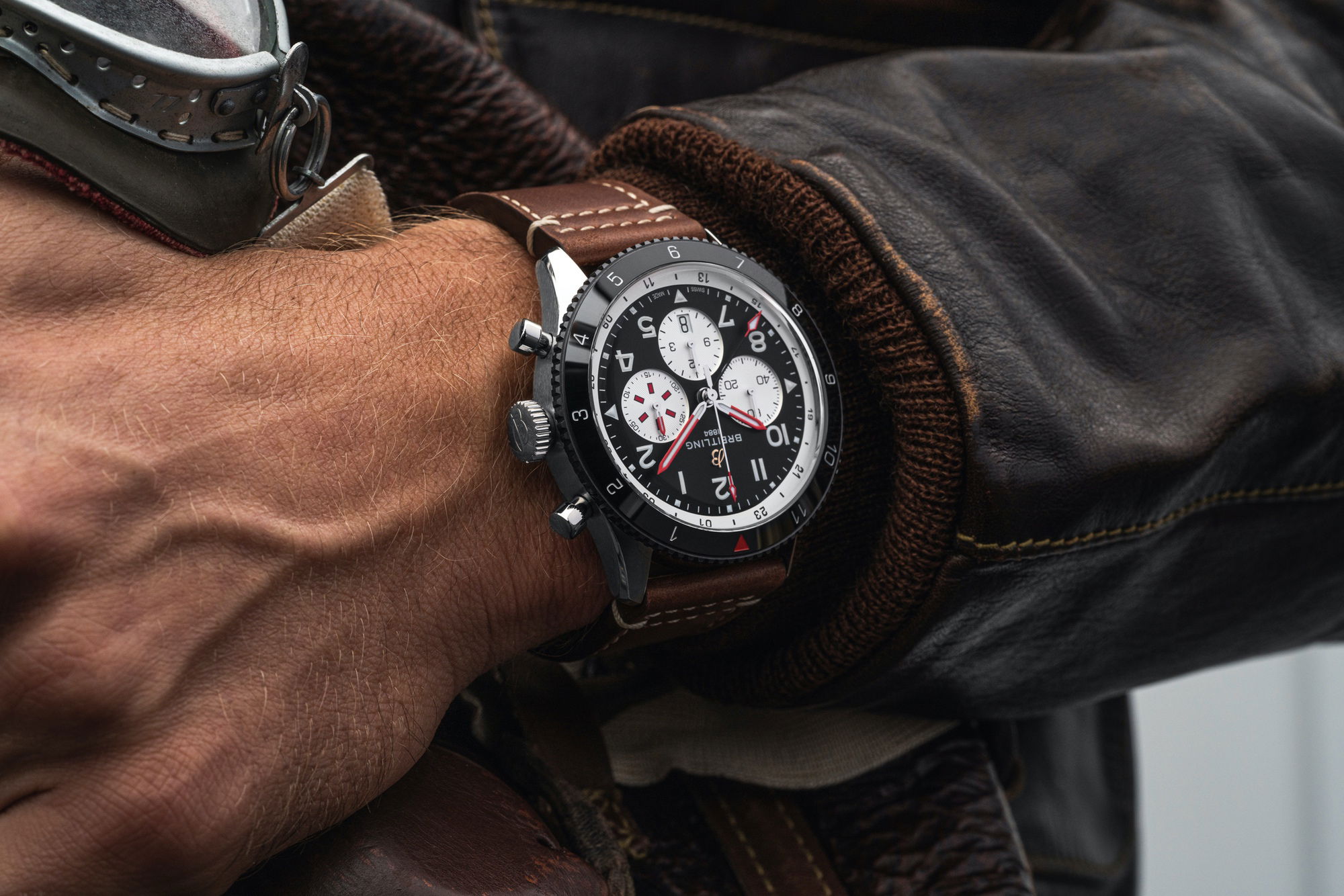 IMG_9081 Breitling Super AVI B04 Chronograph GMT 46 Mosquito YB04451A1B1X1 Replica 8