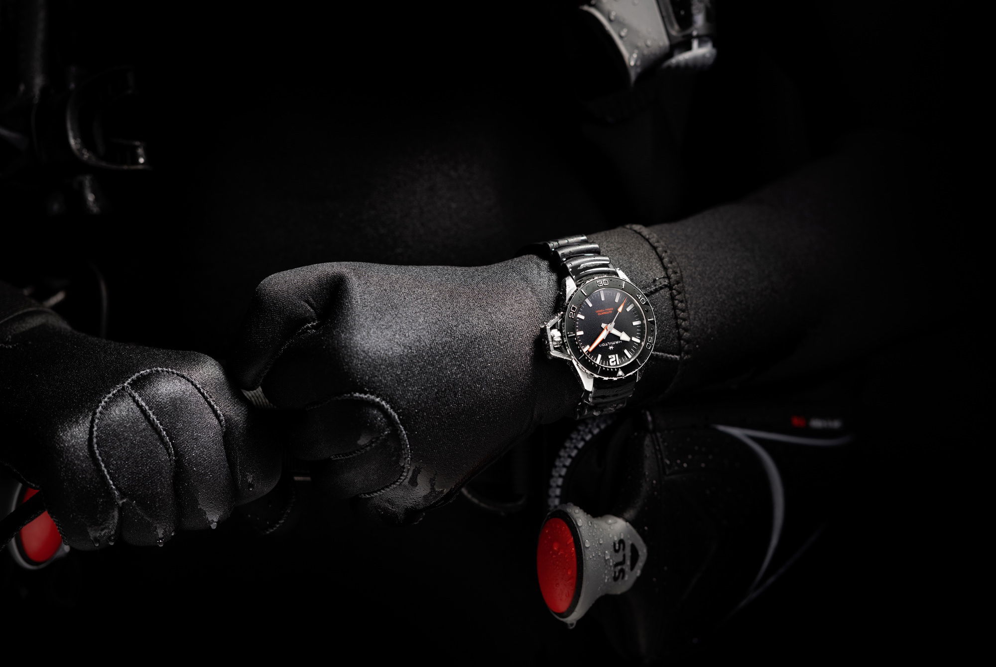 IMG_9081 Hamilton Khaki Navy Frogman Auto 46mm H77825330 Replica 8