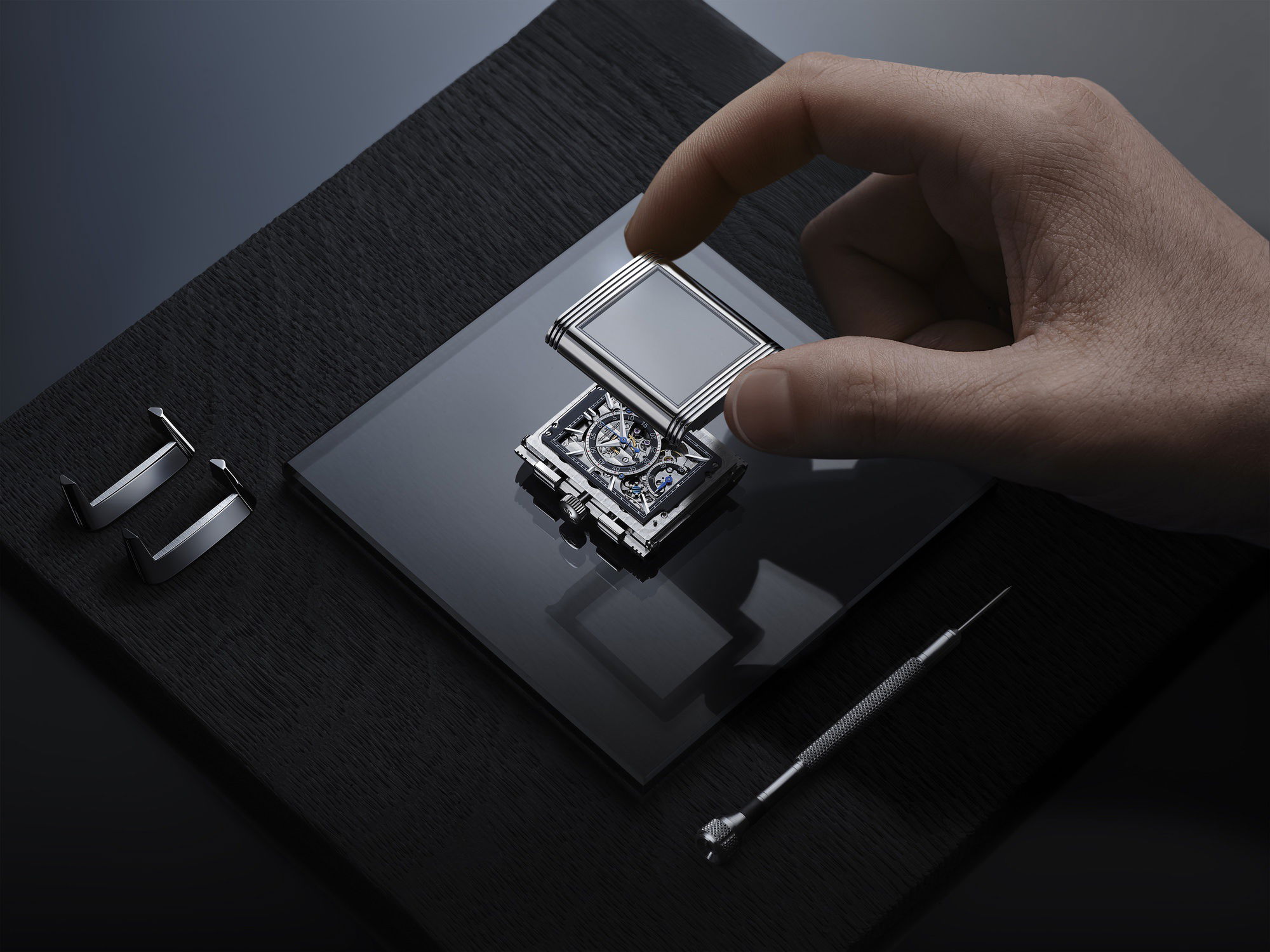 IMG_9081 Jaeger-LeCoultre Reverso Tribute Chronograph Q389257J Replica 8