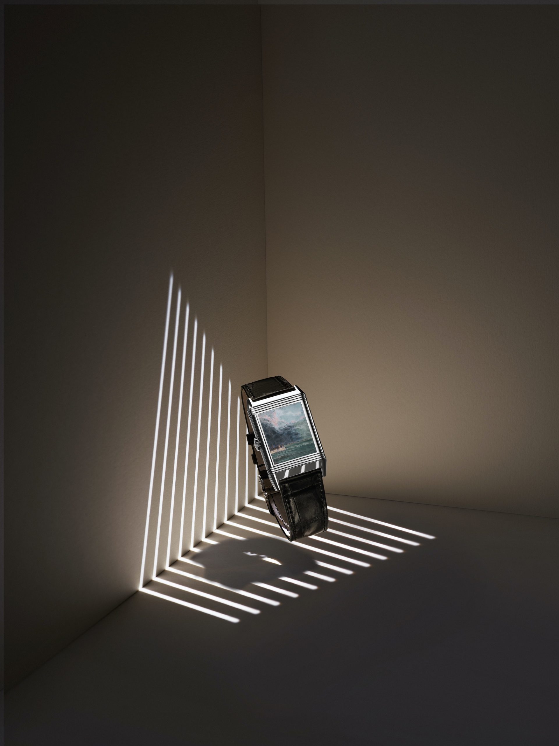 IMG_9081 Jaeger-LeCoultre Reverso Tribute Enamel Hidden Treasure – Courbet Q39334C2 Replica 8