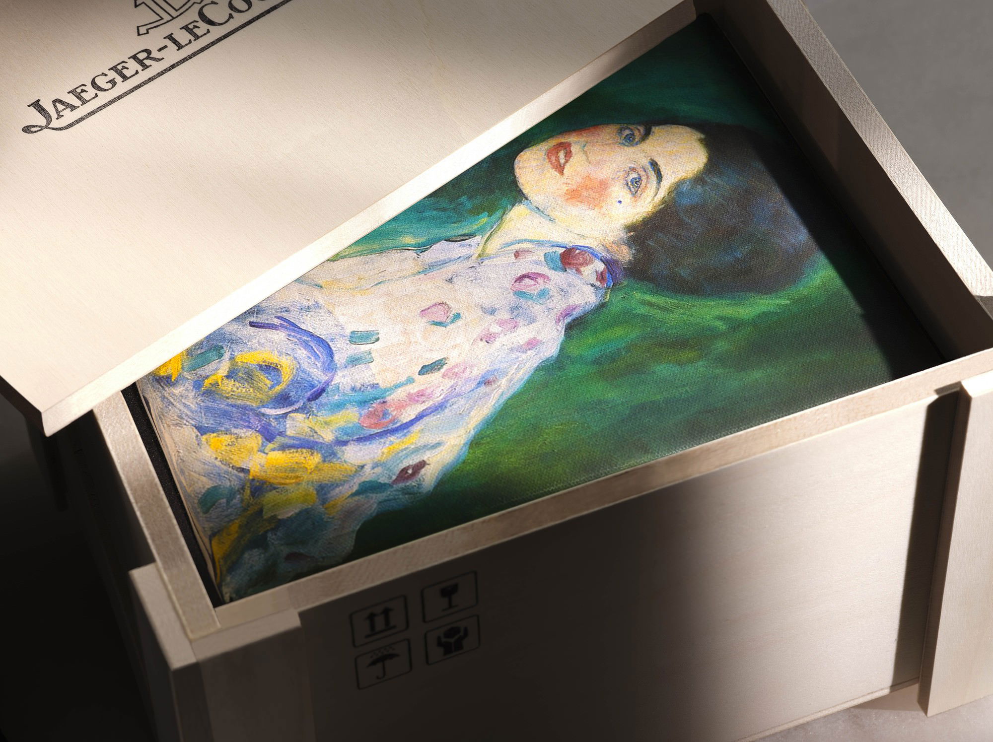 IMG_9081 Jaeger-LeCoultre Reverso Tribute Enamel Hidden Treasure – Klimt Q39334K1 Replica 8