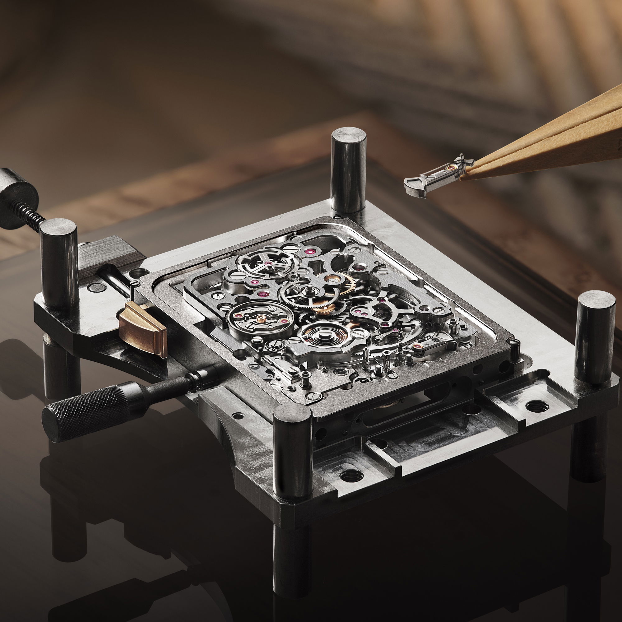 IMG_9081 Jaeger-LeCoultre Reverso Tribute Minute Repeater Q7122480 Replica 8