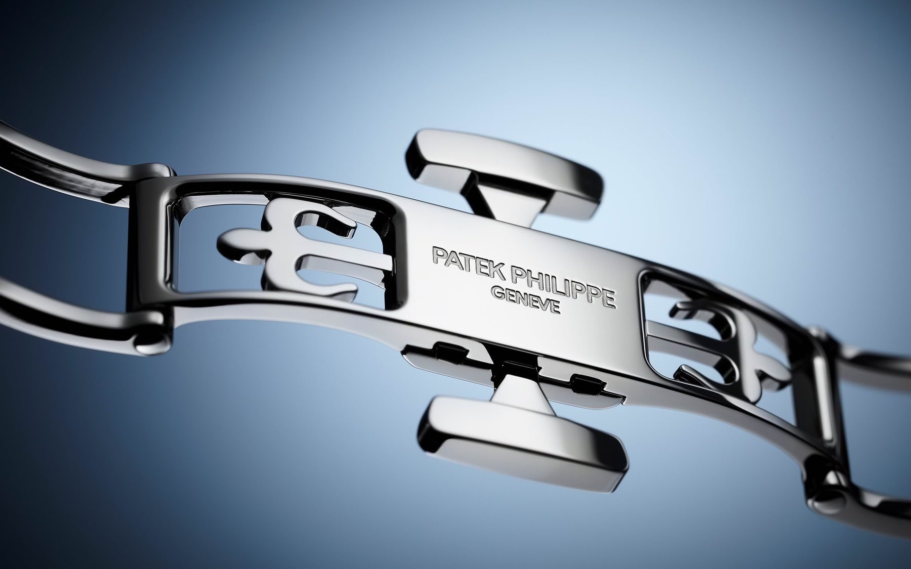 IMG_9081 Patek Philippe Complications Annual Calendar 4947/1A-001 Replica 8