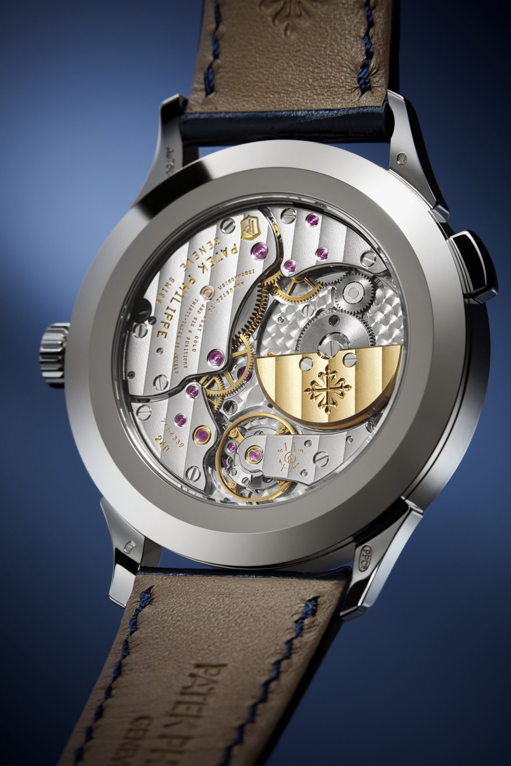 Patek Philippe Complications World Time, Rare Handcrafts 5231G-001 Replica 8