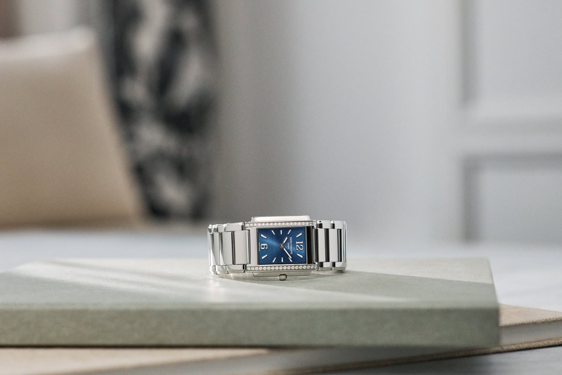 IMG_9081 Patek Philippe Twenty-4 4910/1200A-001 Replica 8