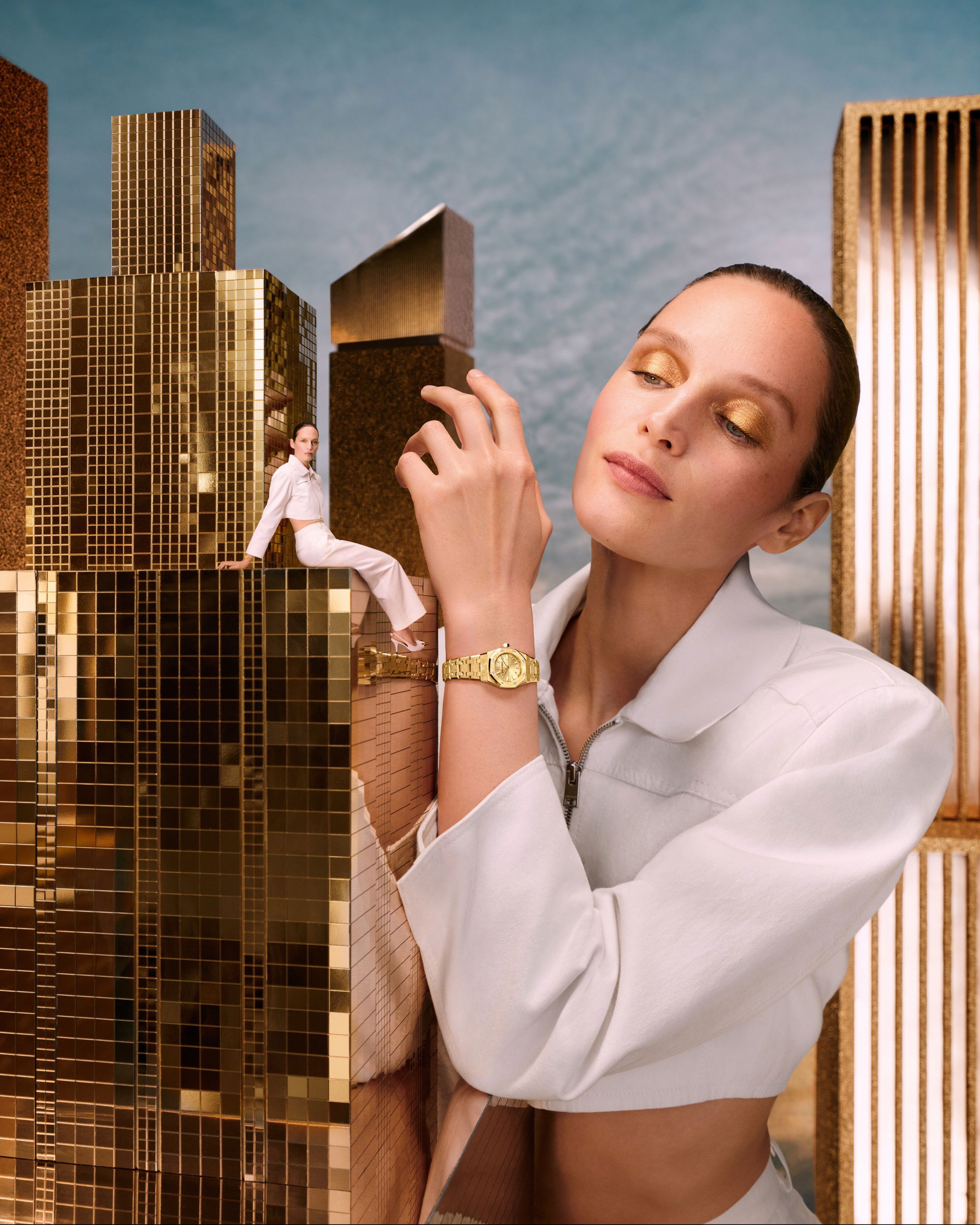 Audemars Piguet Royal Oak Mini Frosted Gold Quartz 23 67630BA.GG.1312BA.01 Replica 8