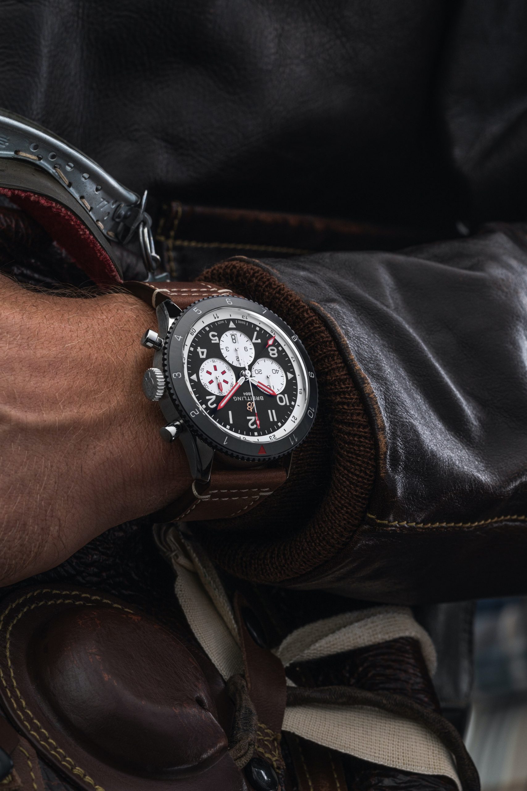 IMG_9081 Breitling Super AVI B04 Chronograph GMT 46 Mosquito YB04451A1B1X1 Replica 8