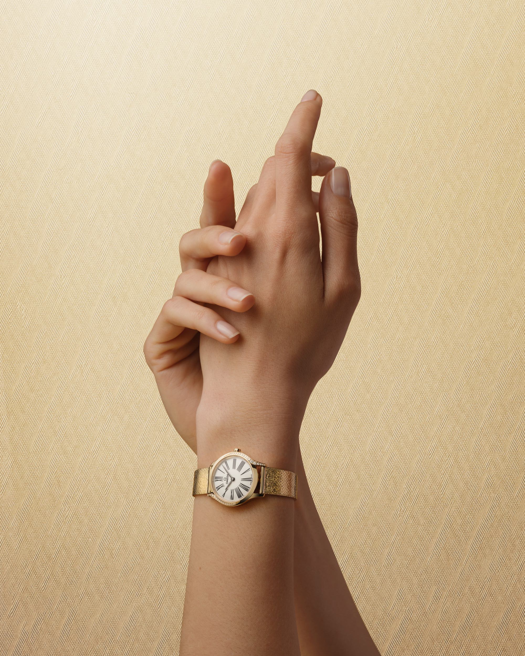 IMG_9081 Omega De Ville Mini Tresor Quartz 26 mm 428.55.26.60.04.001 Replica 8