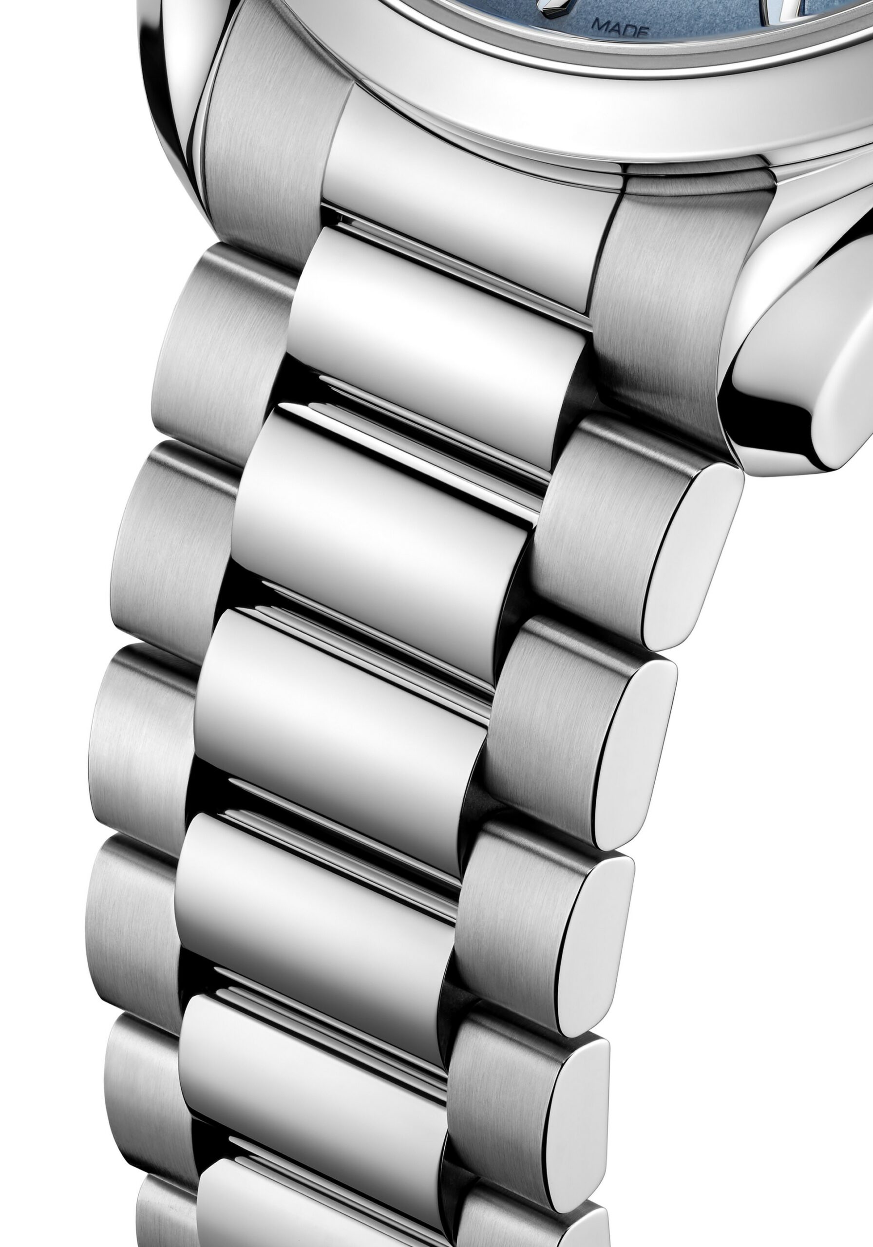 IMG_9081 Omega Seamaster Aqua Terra 150M Co-Axial Master Chronometer Summer Blue 220.10.38.20.03.004 Replica 8