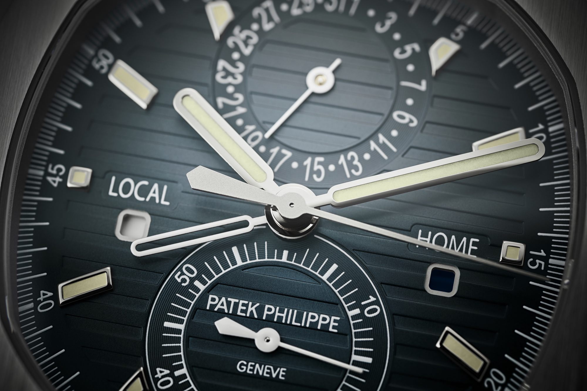 Patek Philippe Nautilus 5990/1A-011 Replica 8