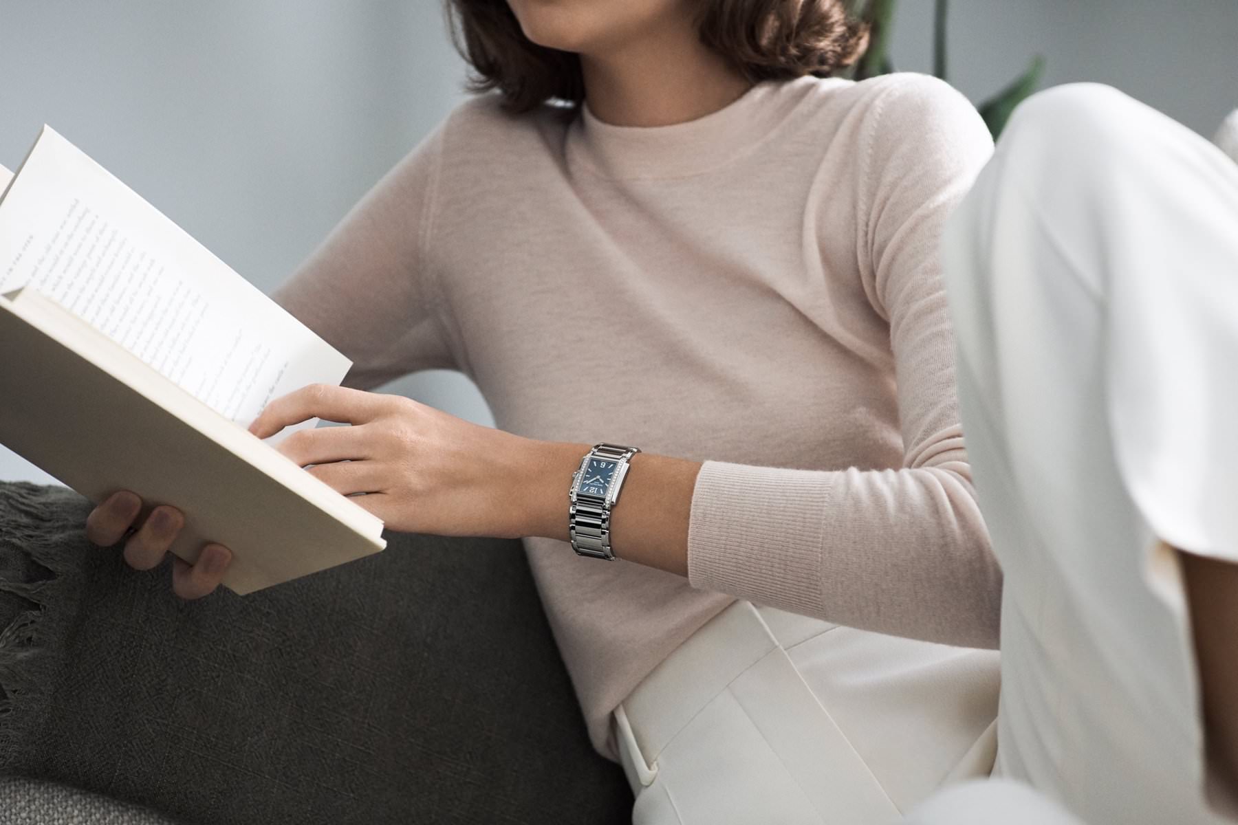 IMG_9081 Patek Philippe Twenty-4 4910/1200A-001 Replica 8