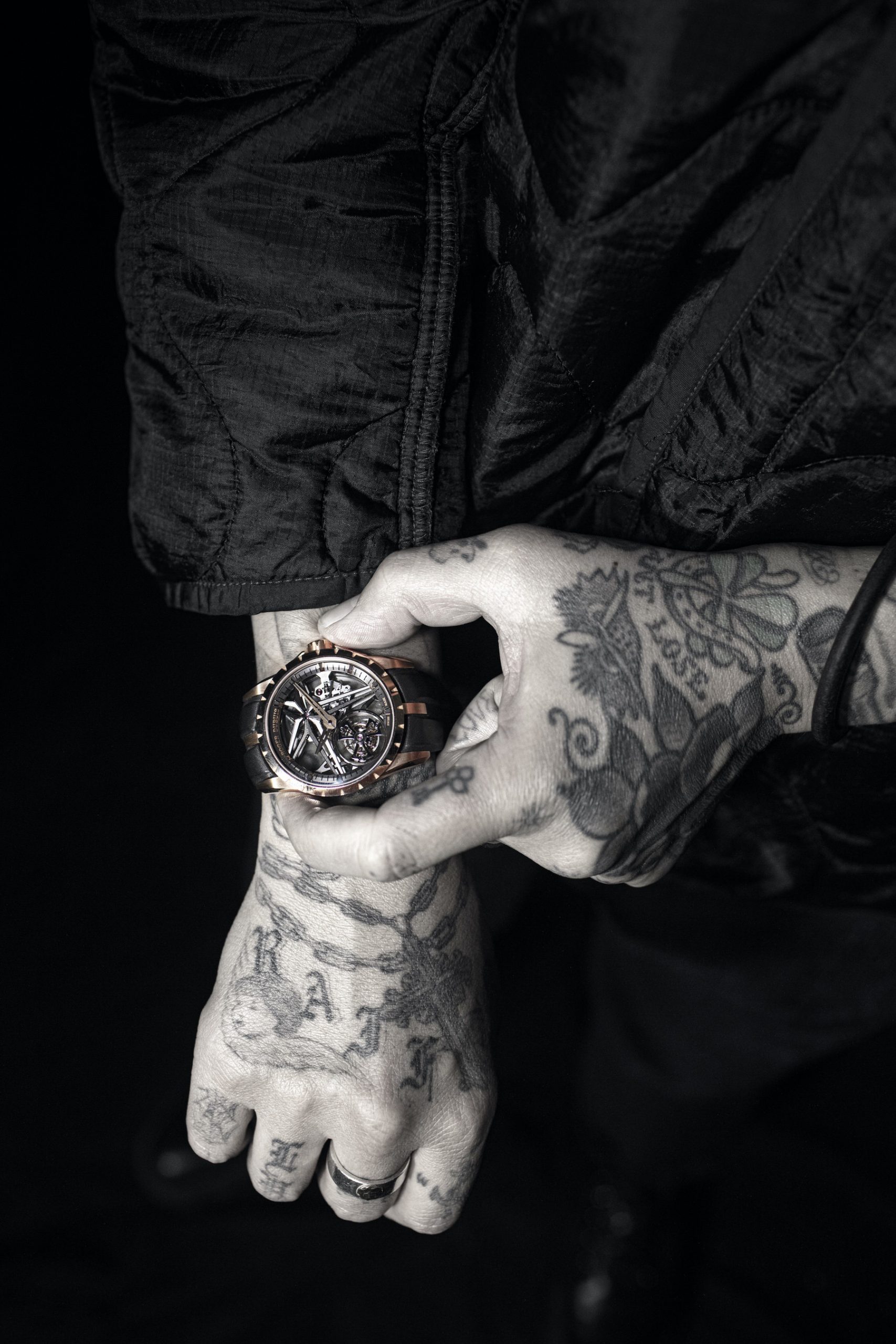 IMG_9081 Roger Dubuis Excalibur Flying Tourbillon RDDBEX0836 Replica 8