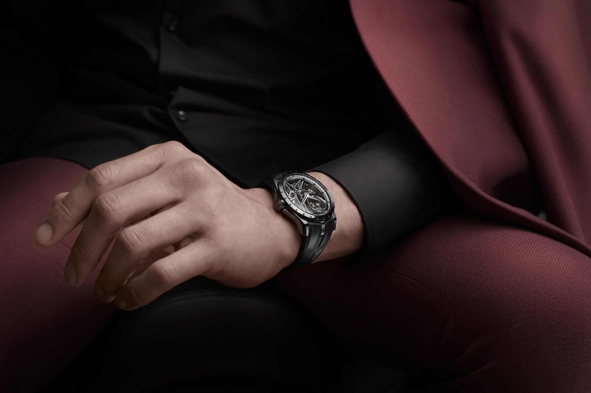 IMG_9081 Roger Dubuis Excalibur MB Black Ceramic RDDBEX0955 Replica 8