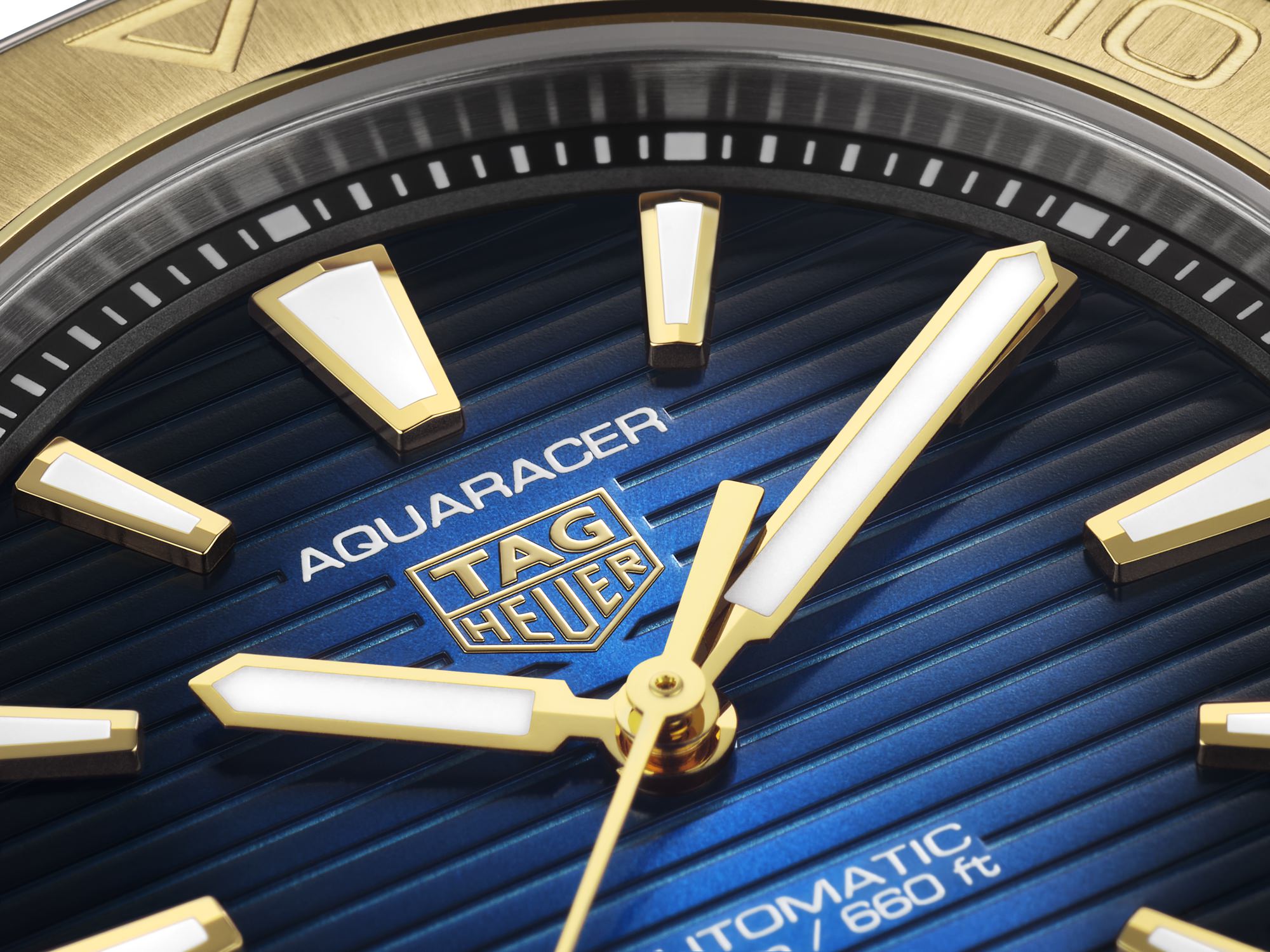 IMG_9081 TAG Heuer Aquaracer Professional 200 WBP2150.FT6210 Replica 8