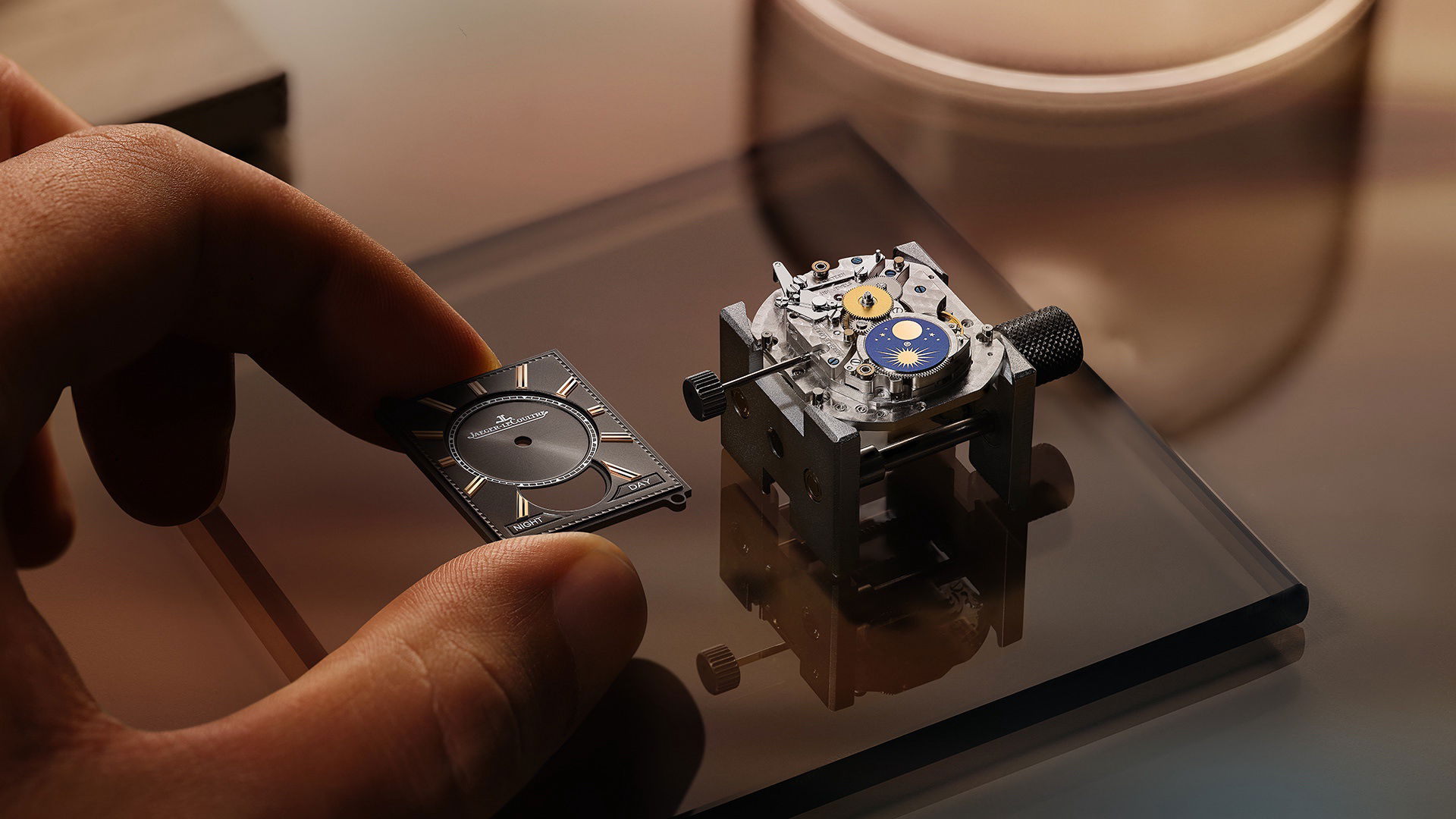 IMG_9081 Jaeger-LeCoultre Reverso Tribute Duoface Calendar Q3918420 Replica 8