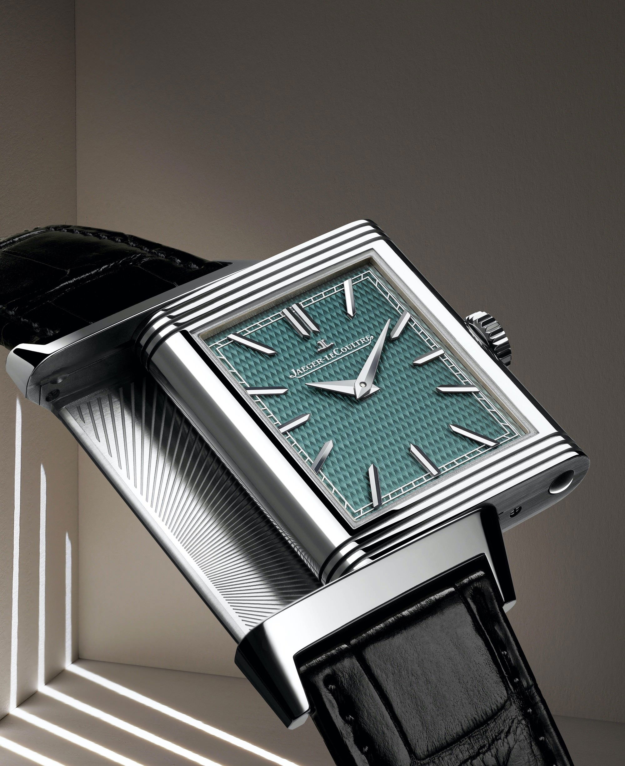 IMG_9081 Jaeger-LeCoultre Reverso Tribute Enamel Hidden Treasure – Klimt Q39334K1 Replica 8